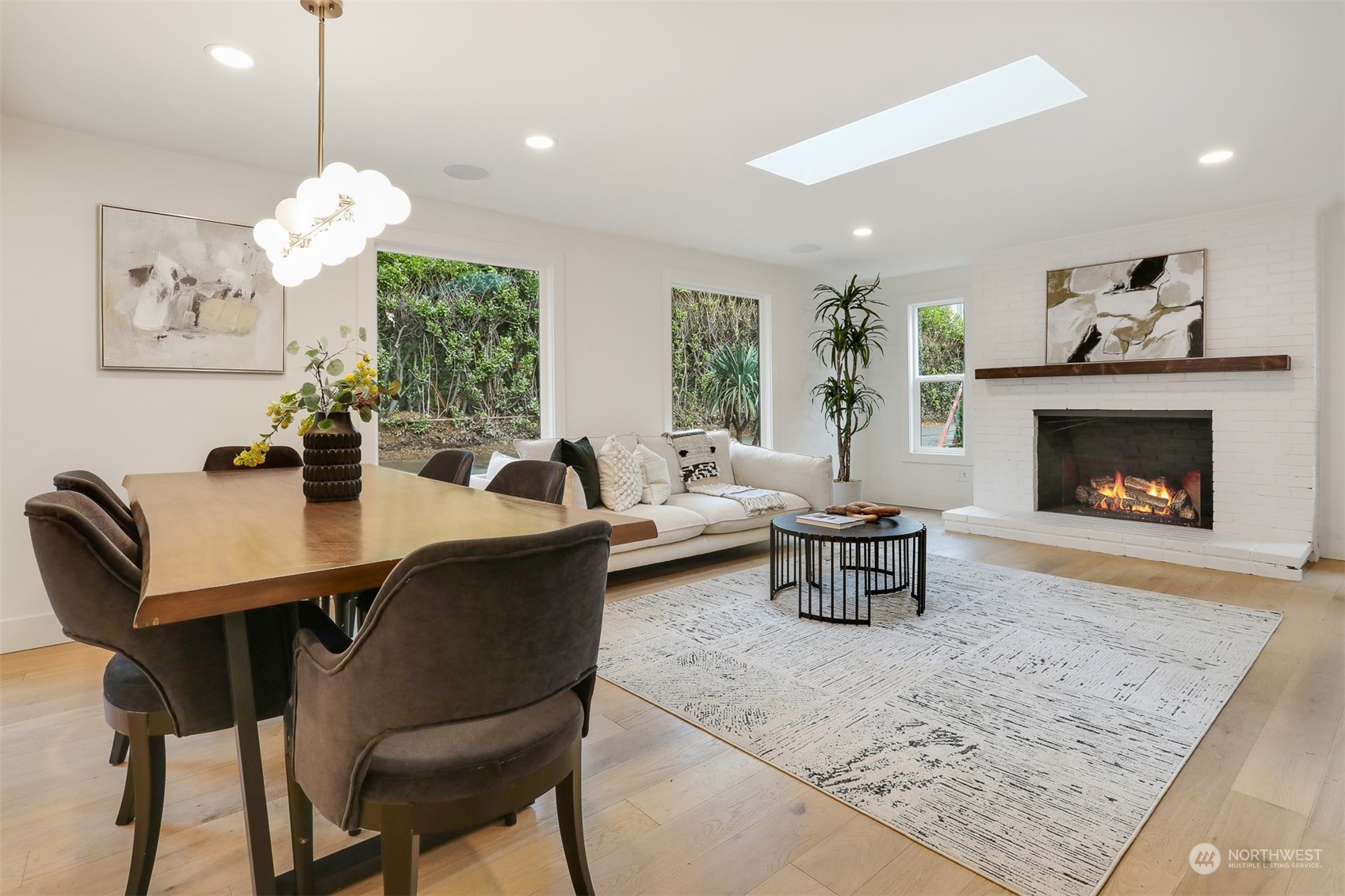 11035 17th Avenue NE