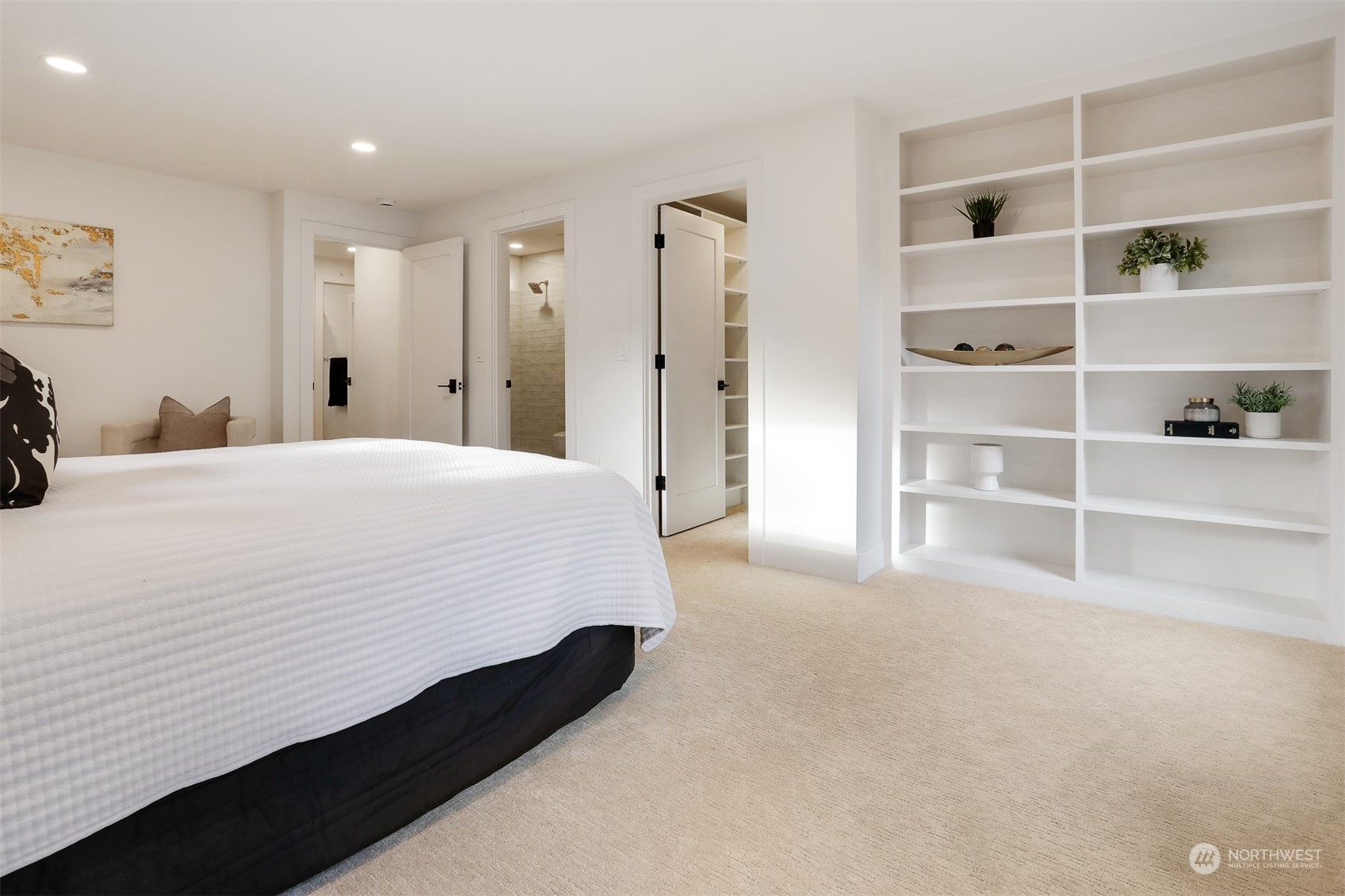 11035 17th Avenue NE