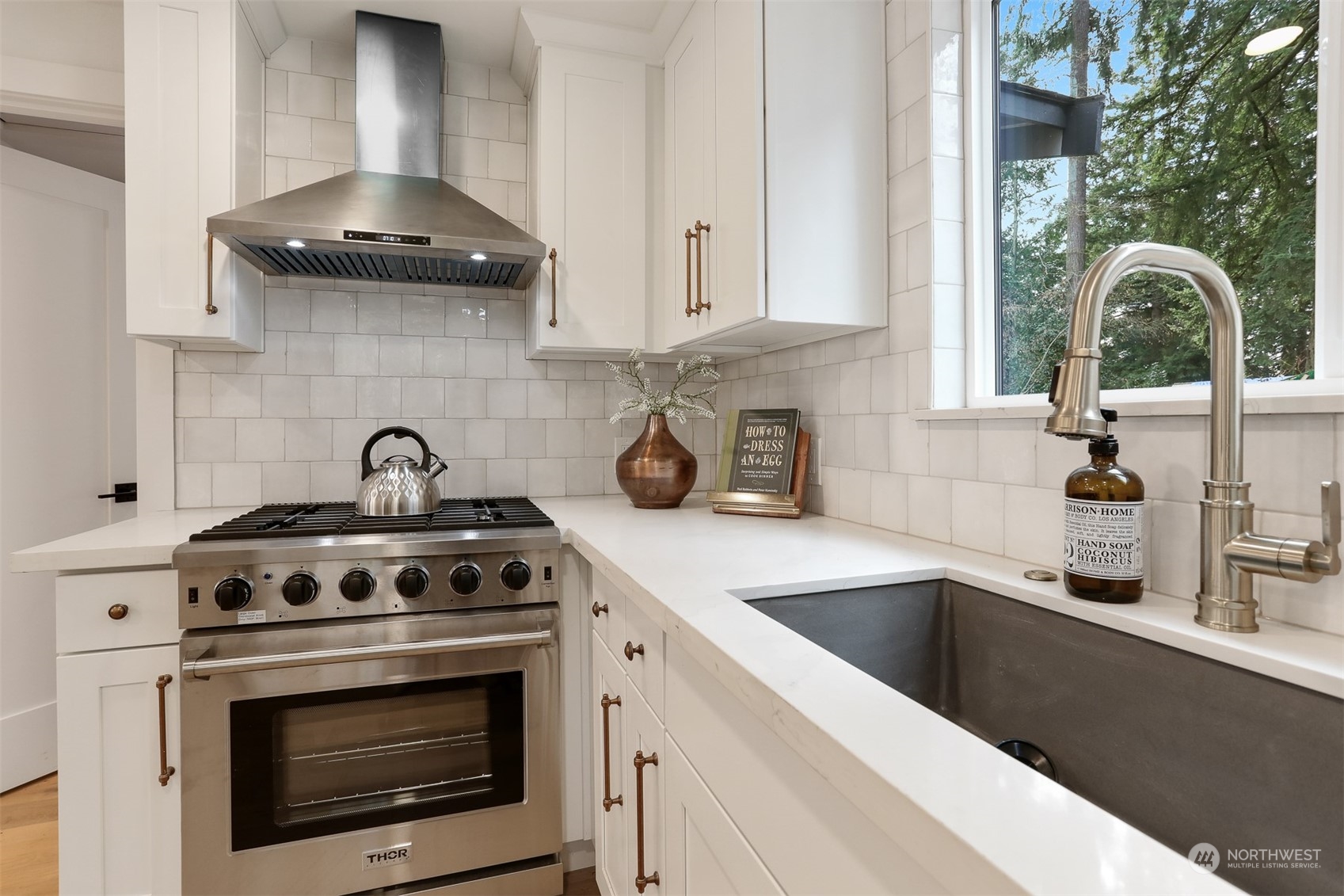 11035 17th Avenue NE