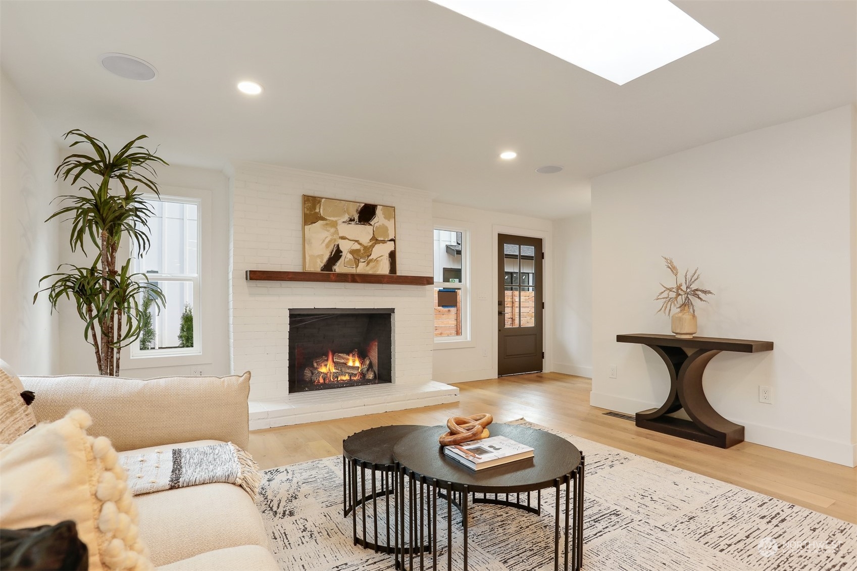 11035 17th Avenue NE