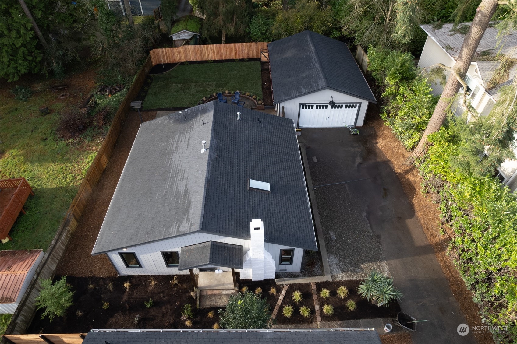 11035 17th Avenue NE