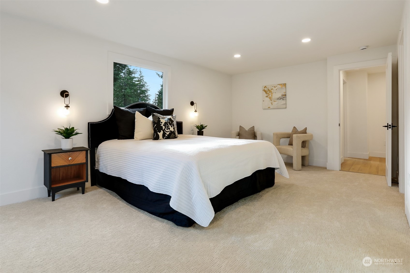 11035 17th Avenue NE