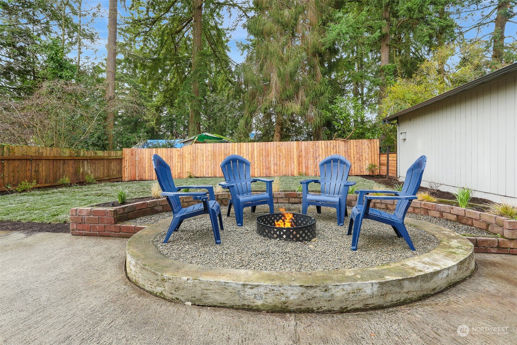 11035 17th Avenue NE