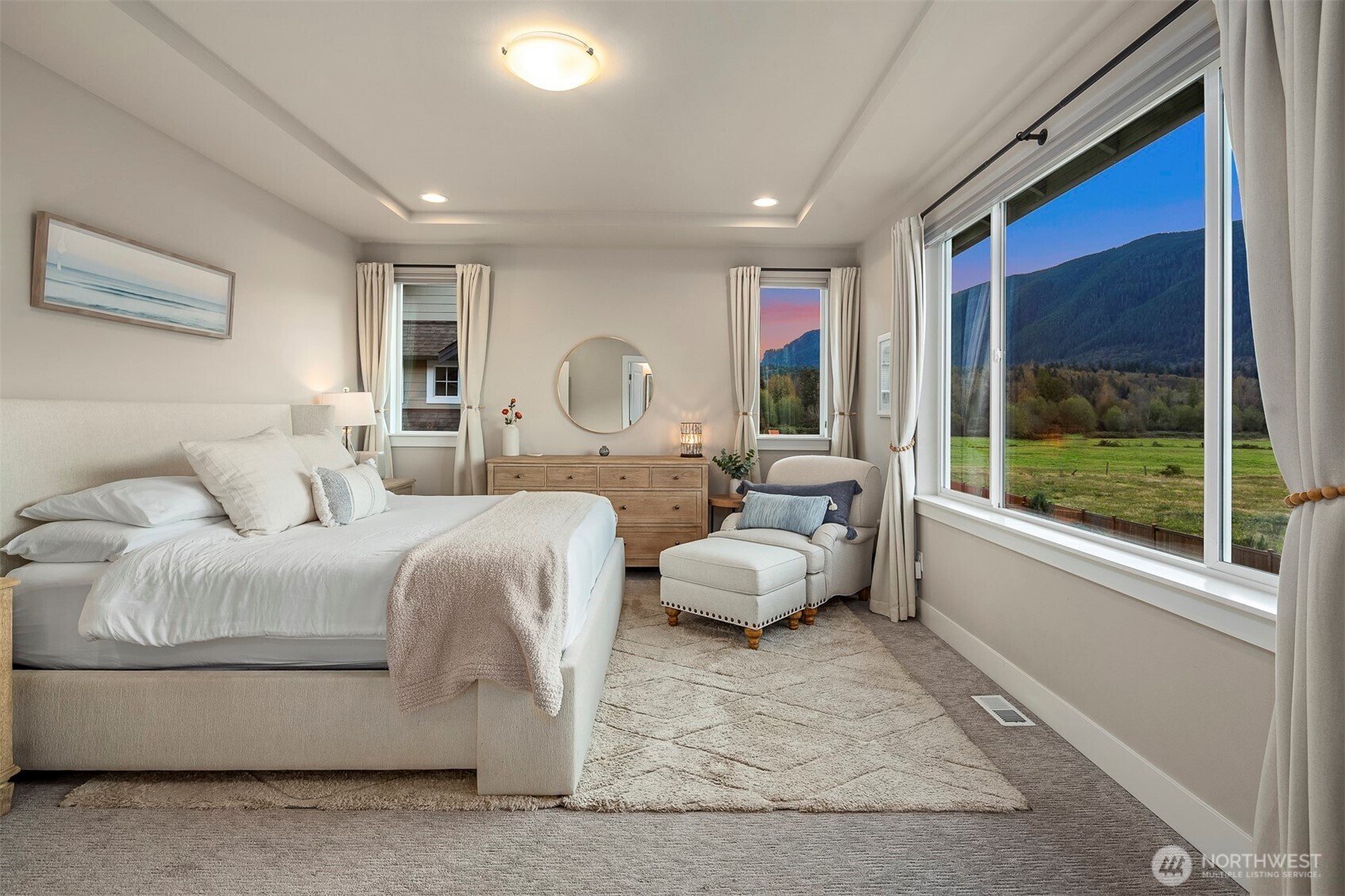 1499 Glacier Avenue SE