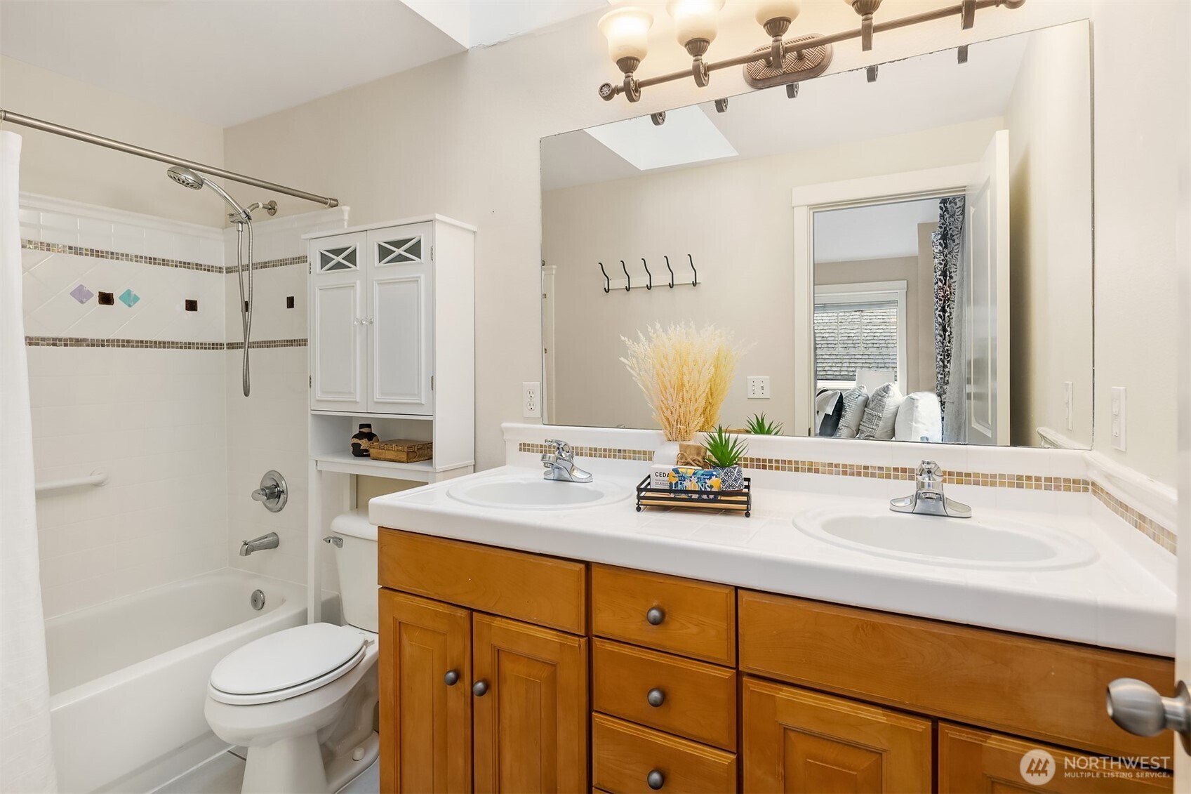 7406 Latona Avenue NE Unit: C