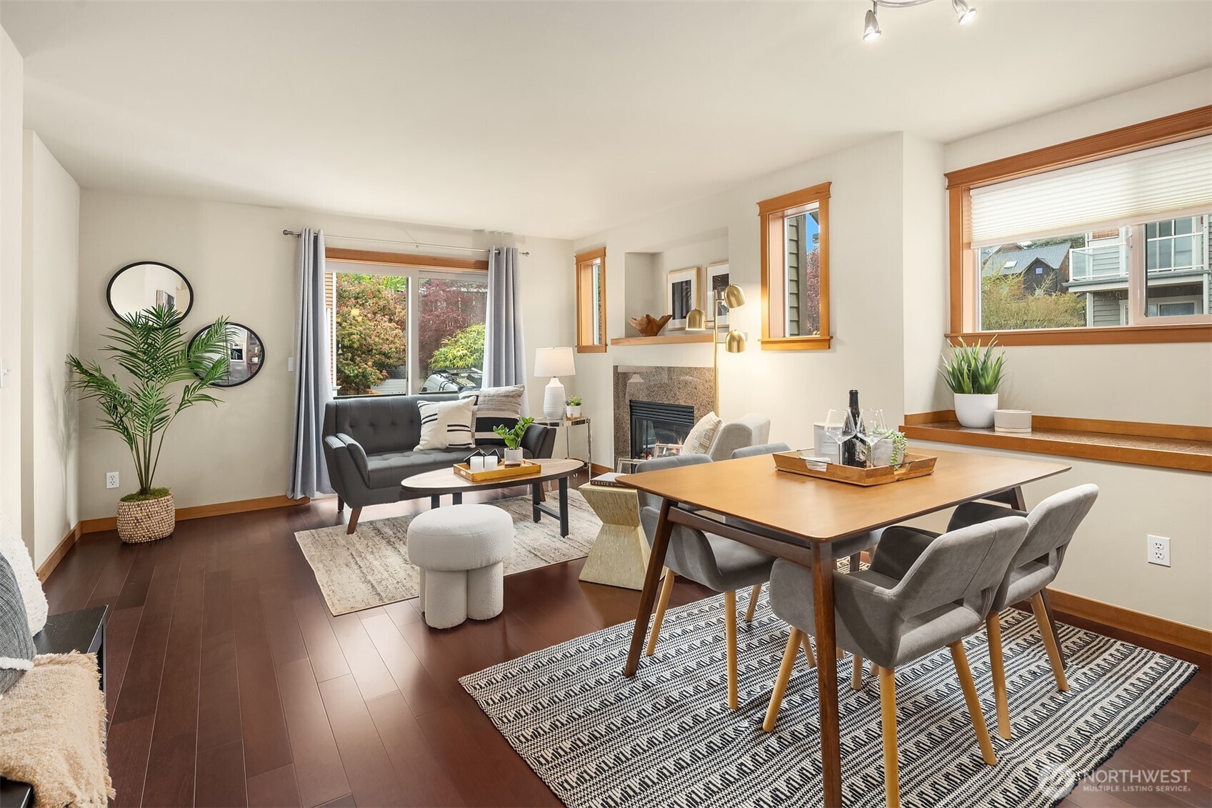 7413 4th Avenue NE Unit: B