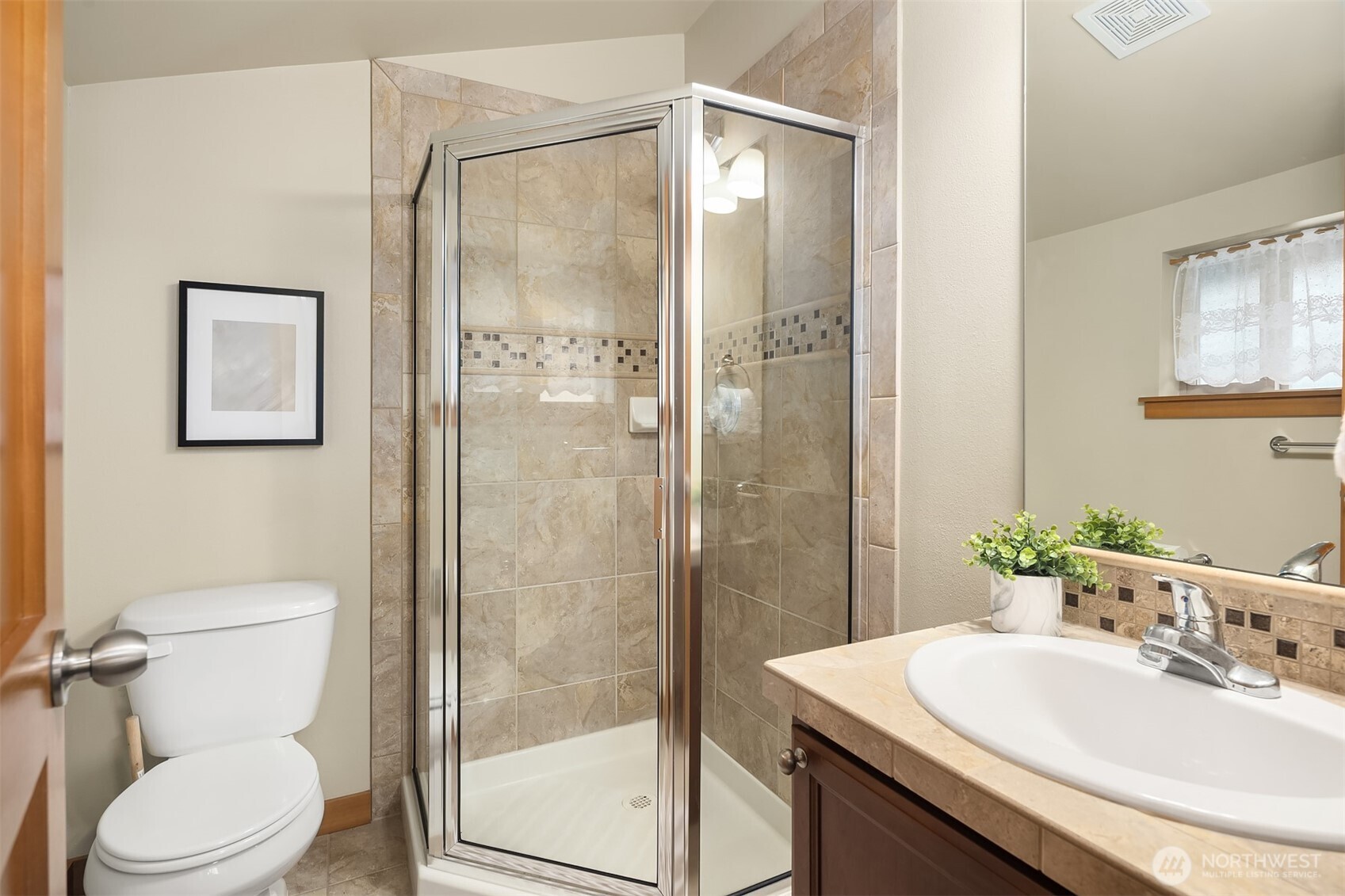 7413 4th Avenue NE Unit: B