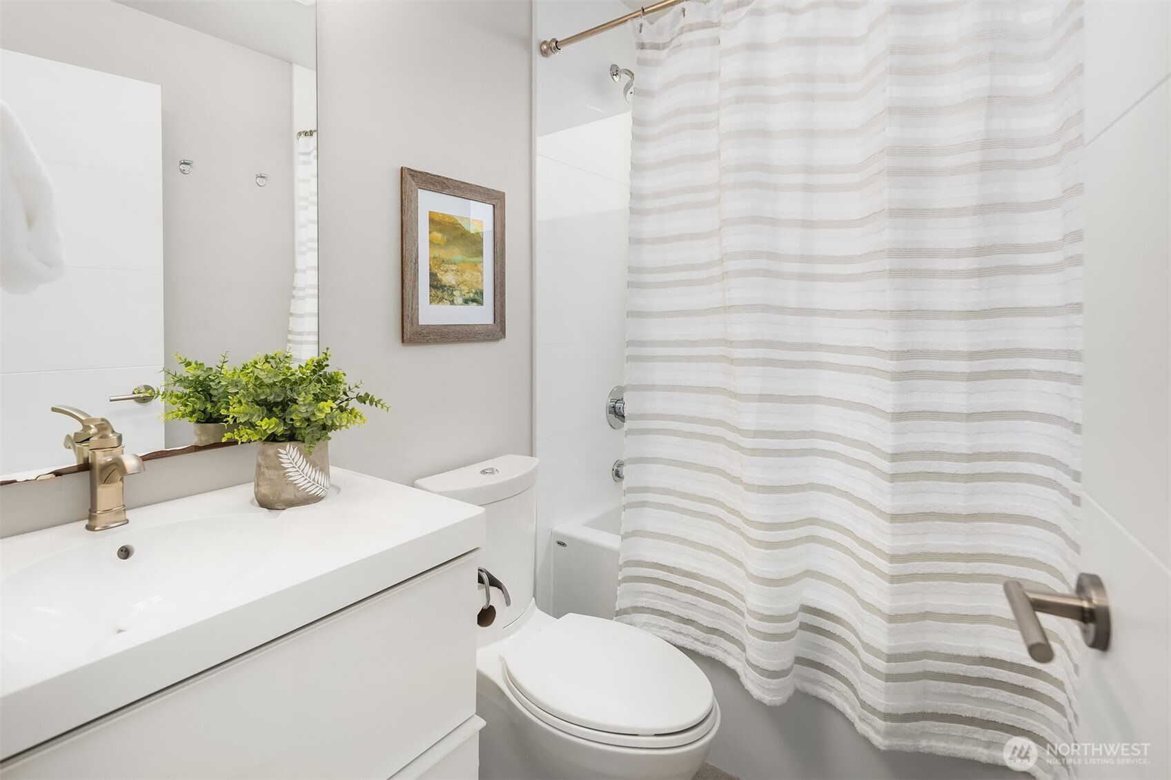 7023 35th Avenue NE Unit: A