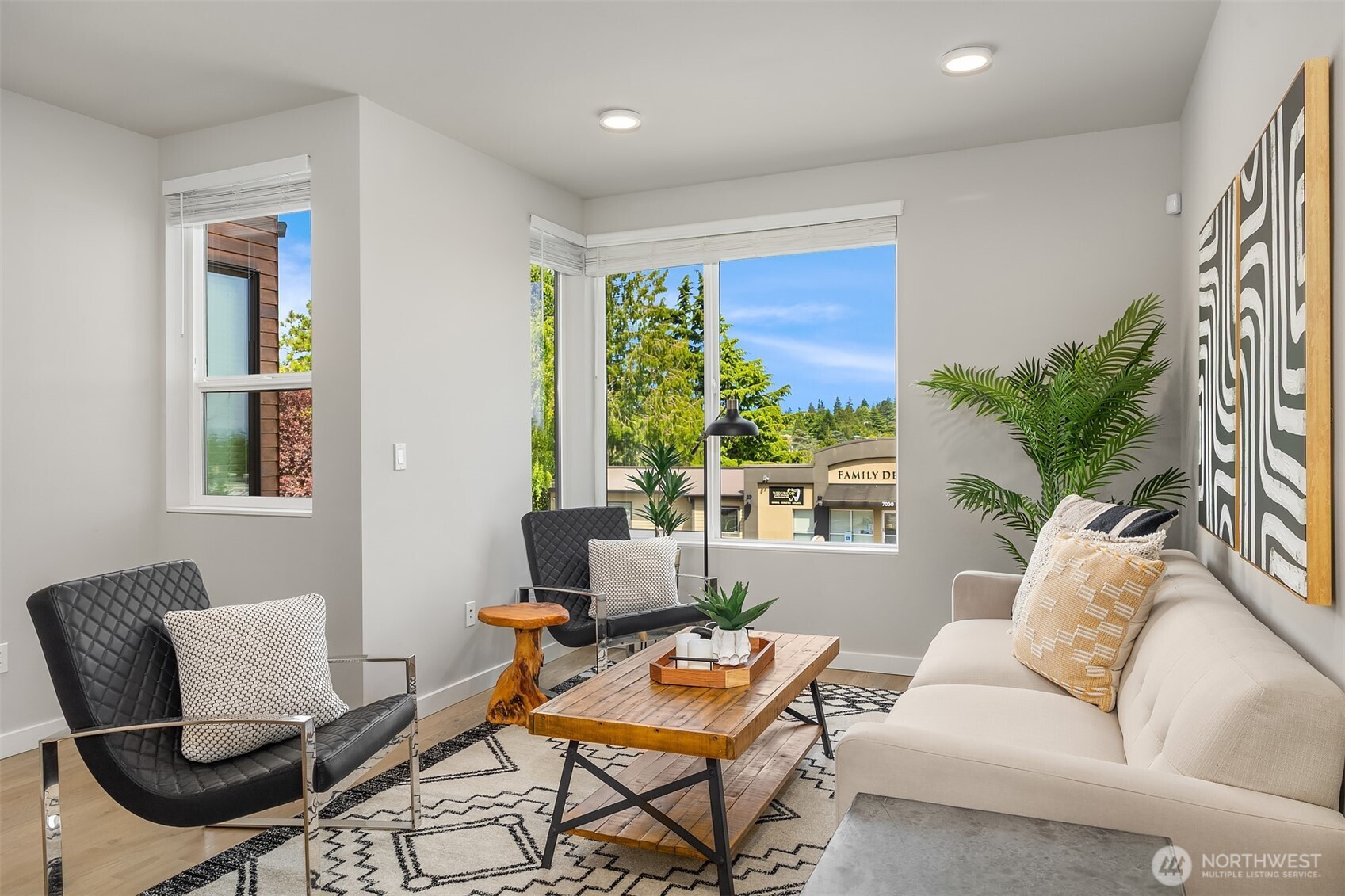 7023 35th Avenue NE Unit: A