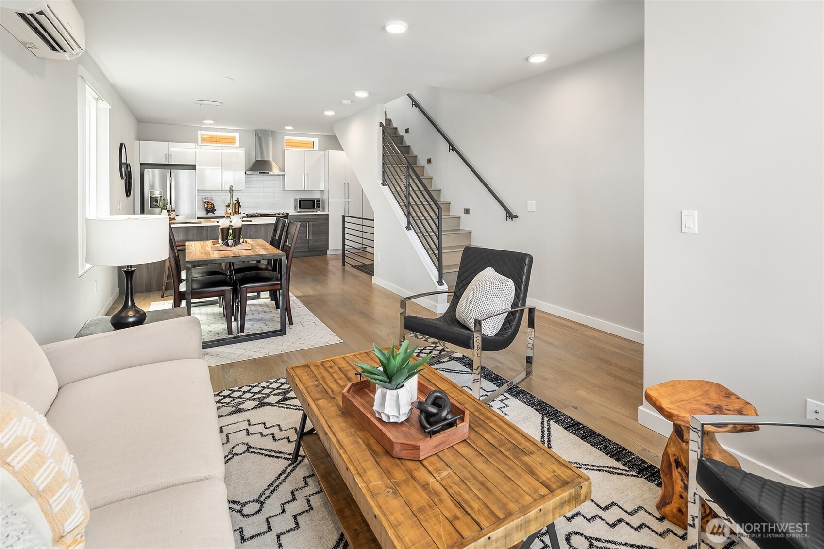 7023 35th Avenue NE Unit: A