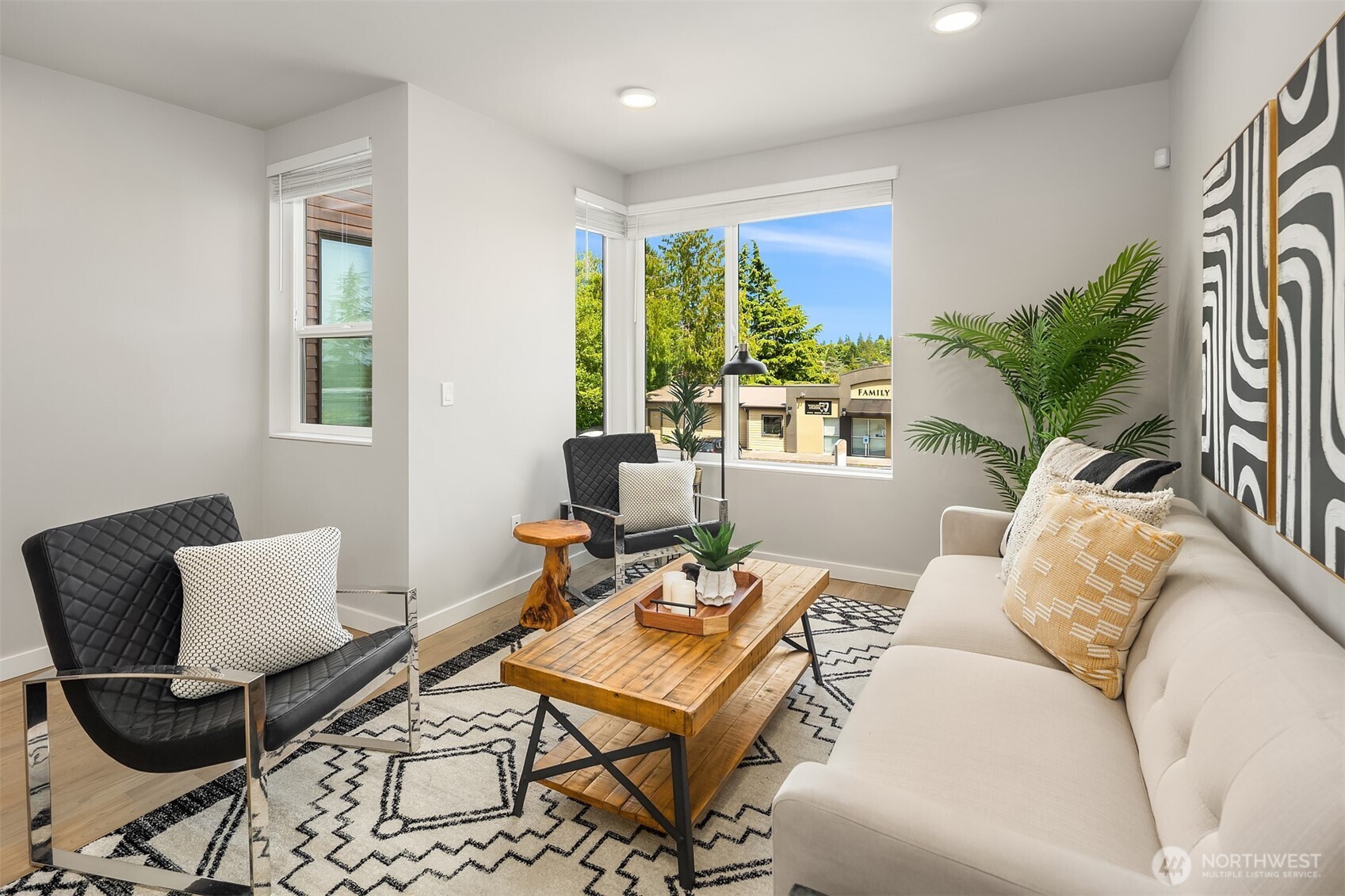 7023 35th Avenue NE Unit: A