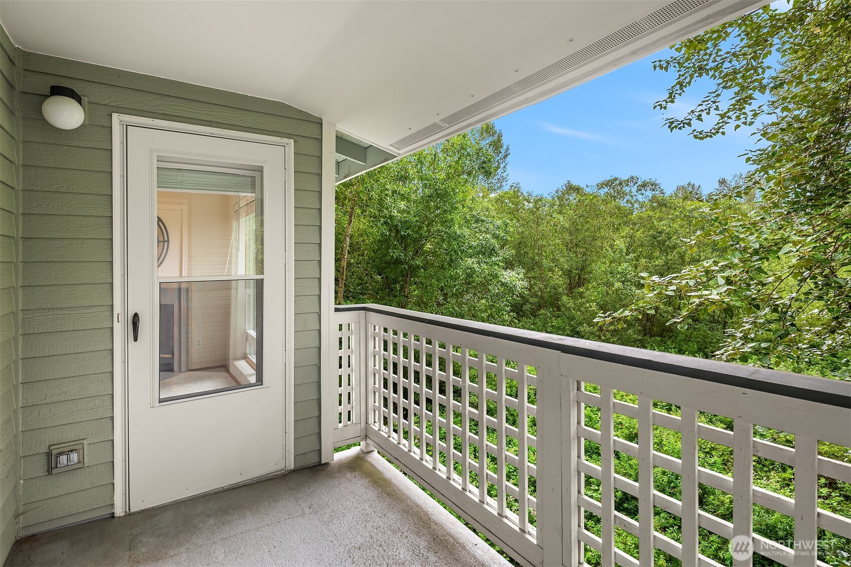 12315 NE 97th Street Unit: G