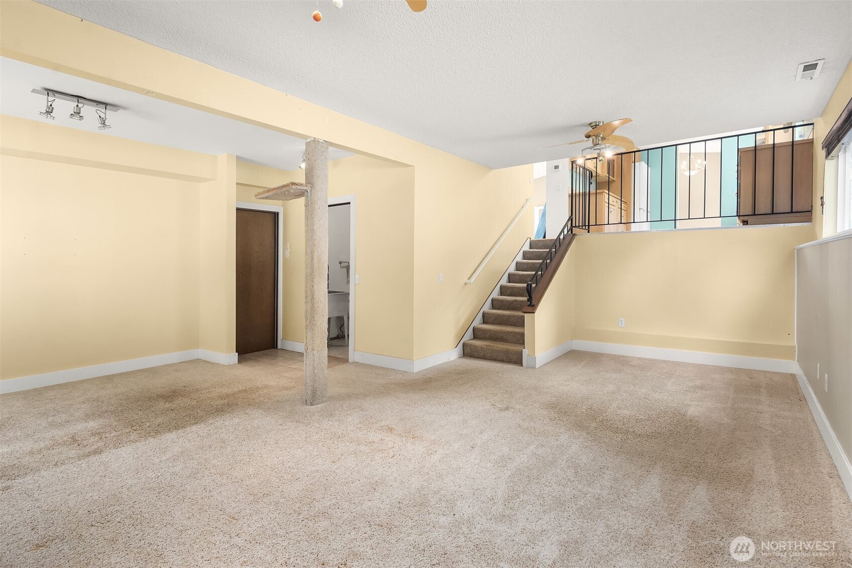 10704 NE 200th Place