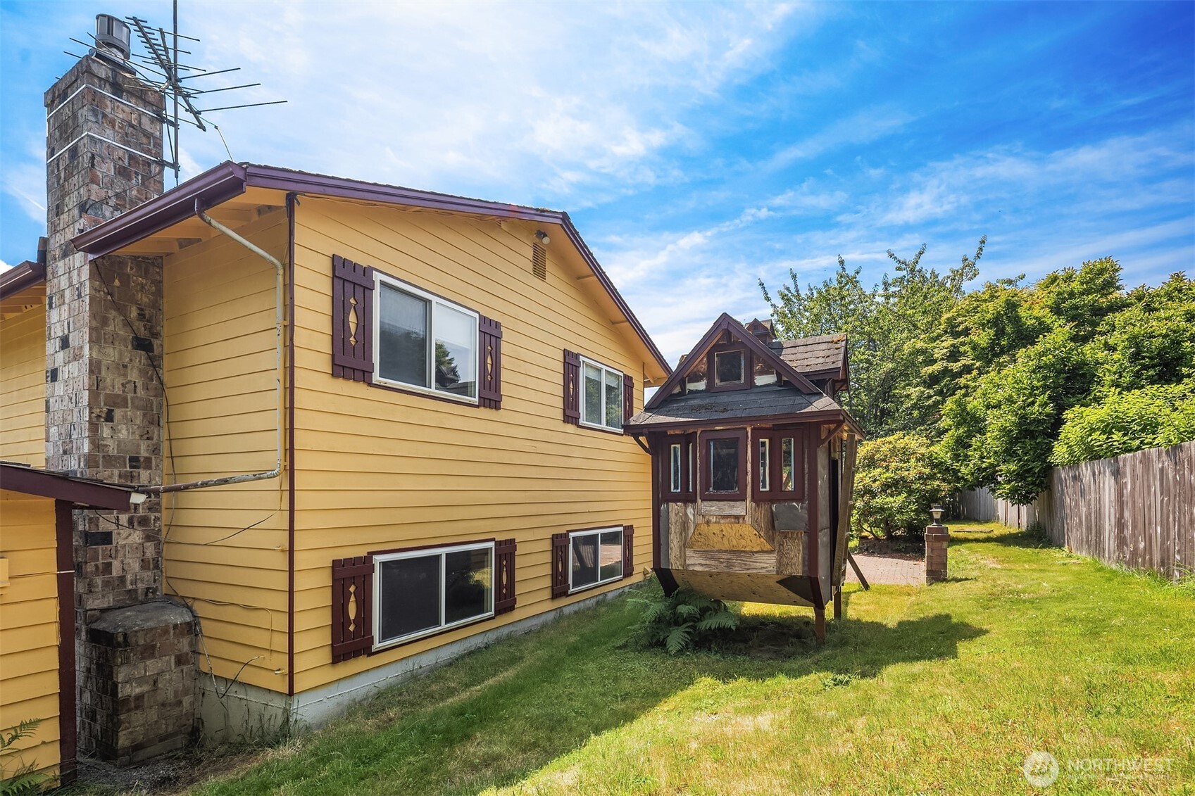 10704 NE 200th Place