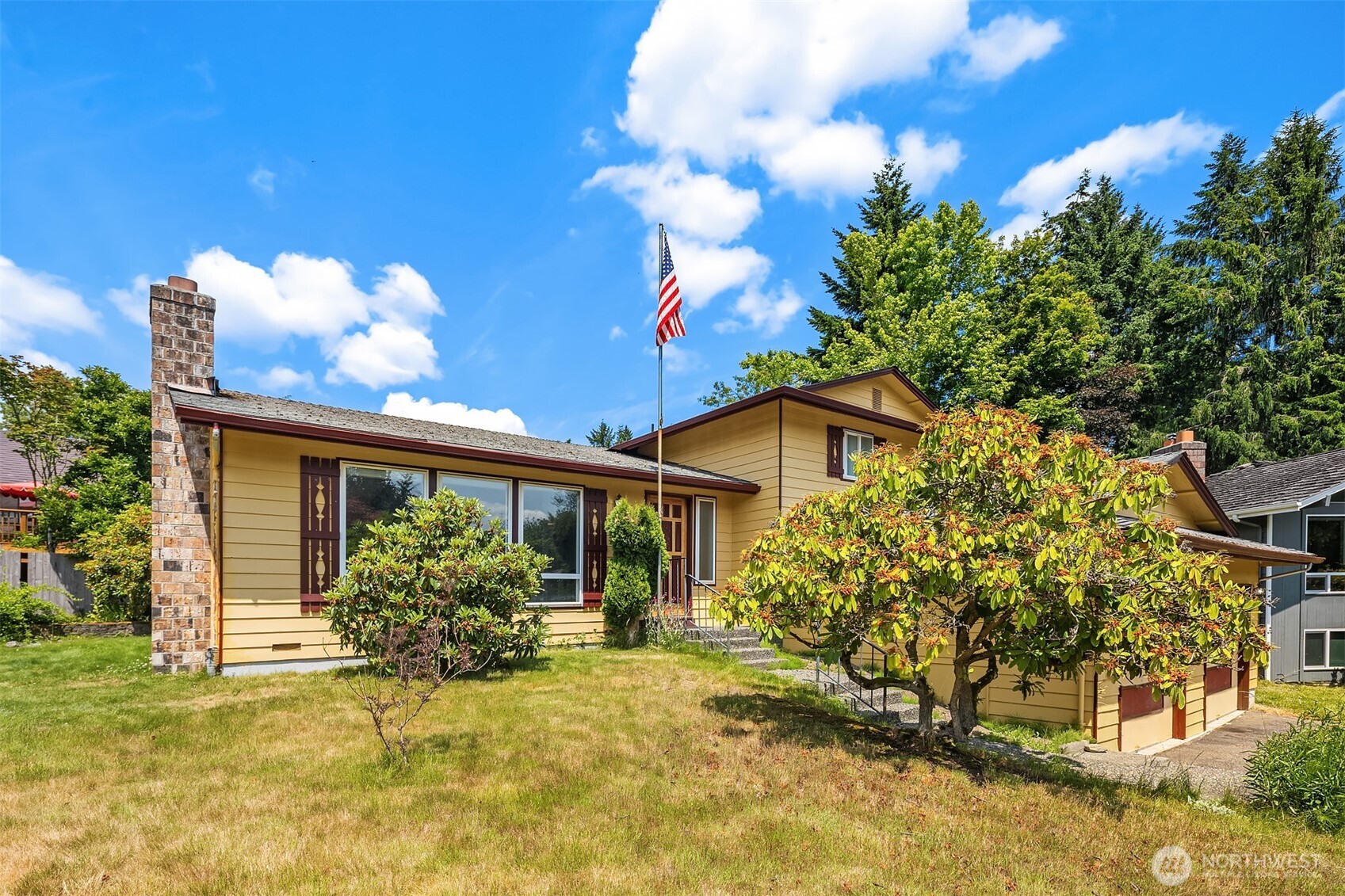 10704 NE 200th Place