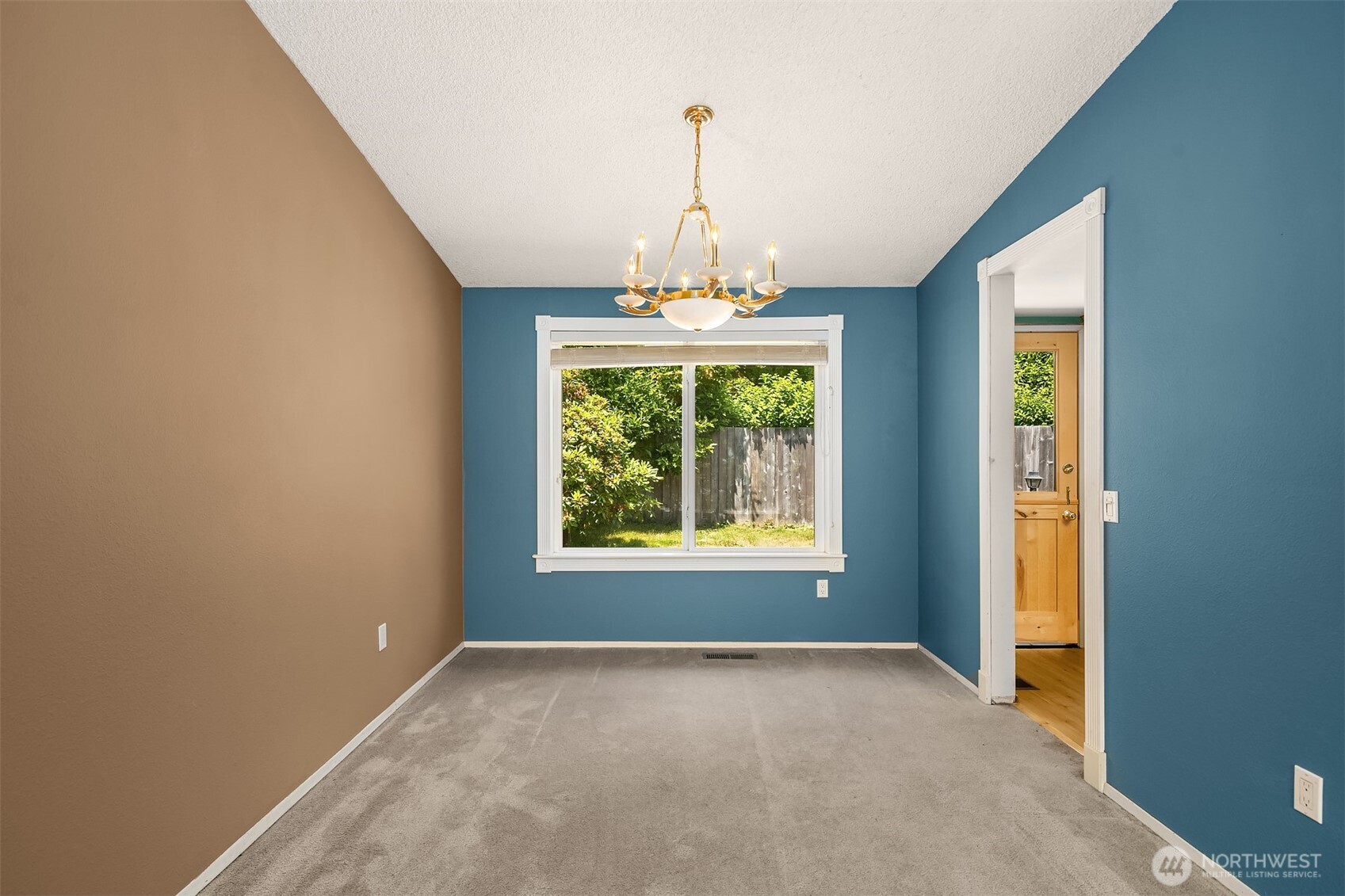 10704 NE 200th Place