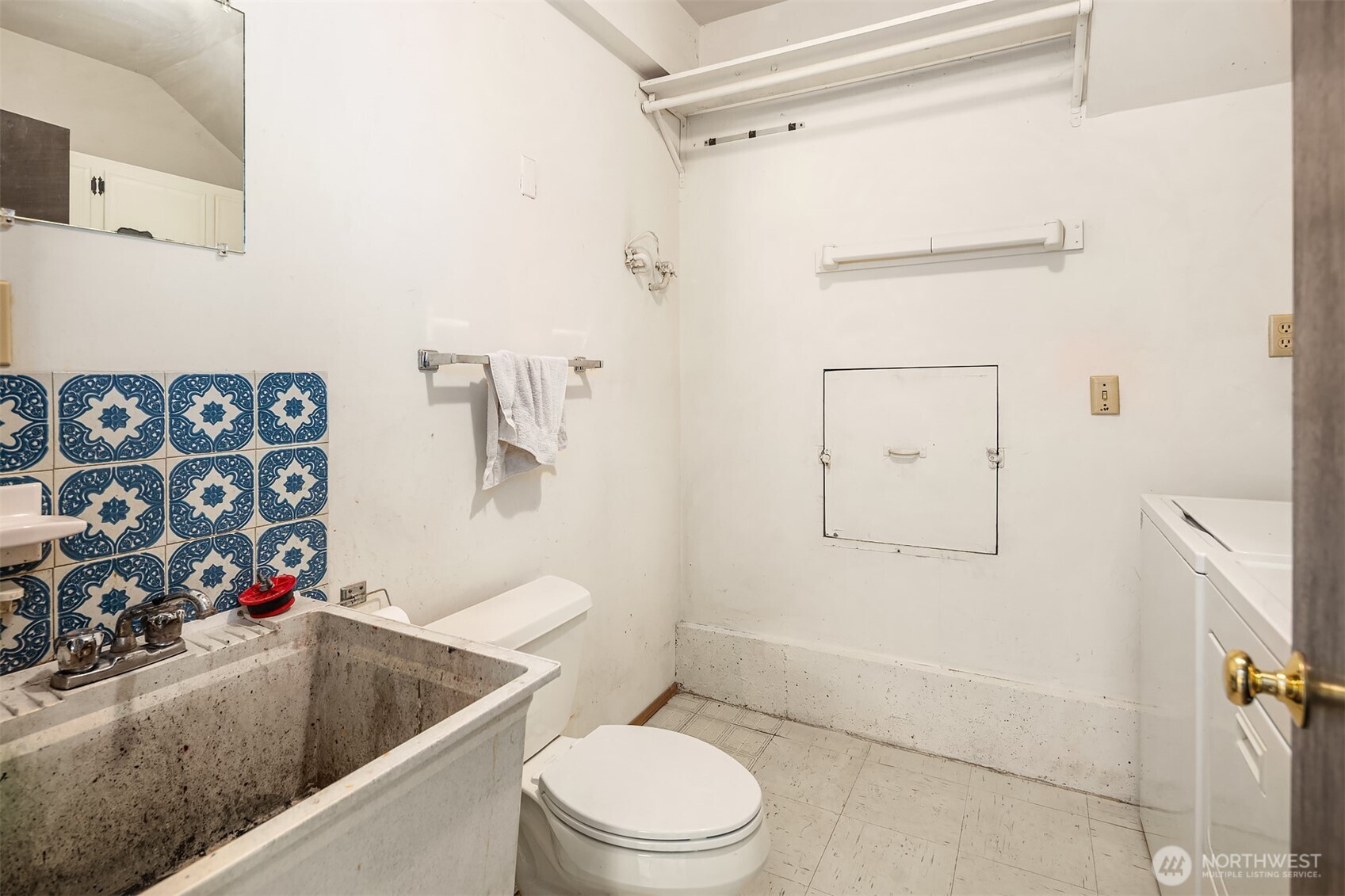 10704 NE 200th Place