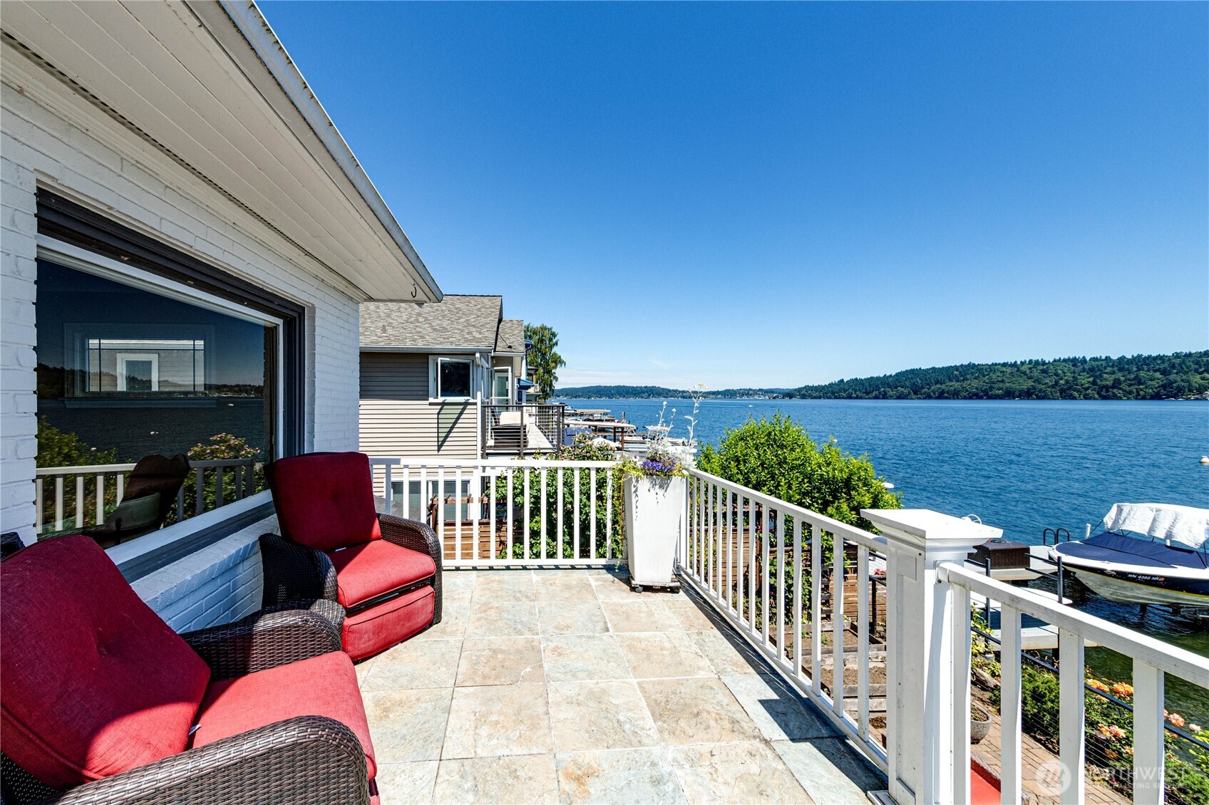 11754 Riviera Place NE