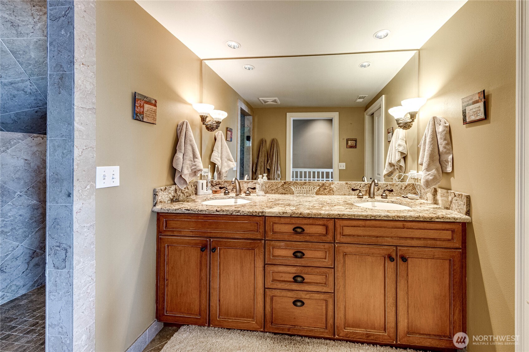 11754 Riviera Place NE