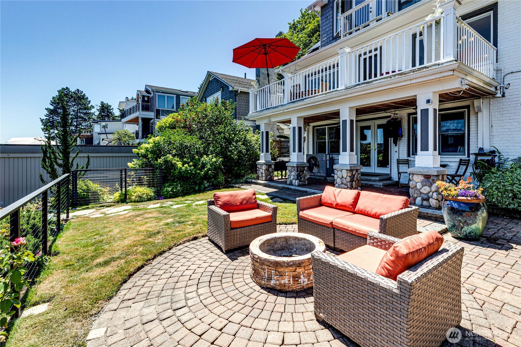 11754 Riviera Place NE