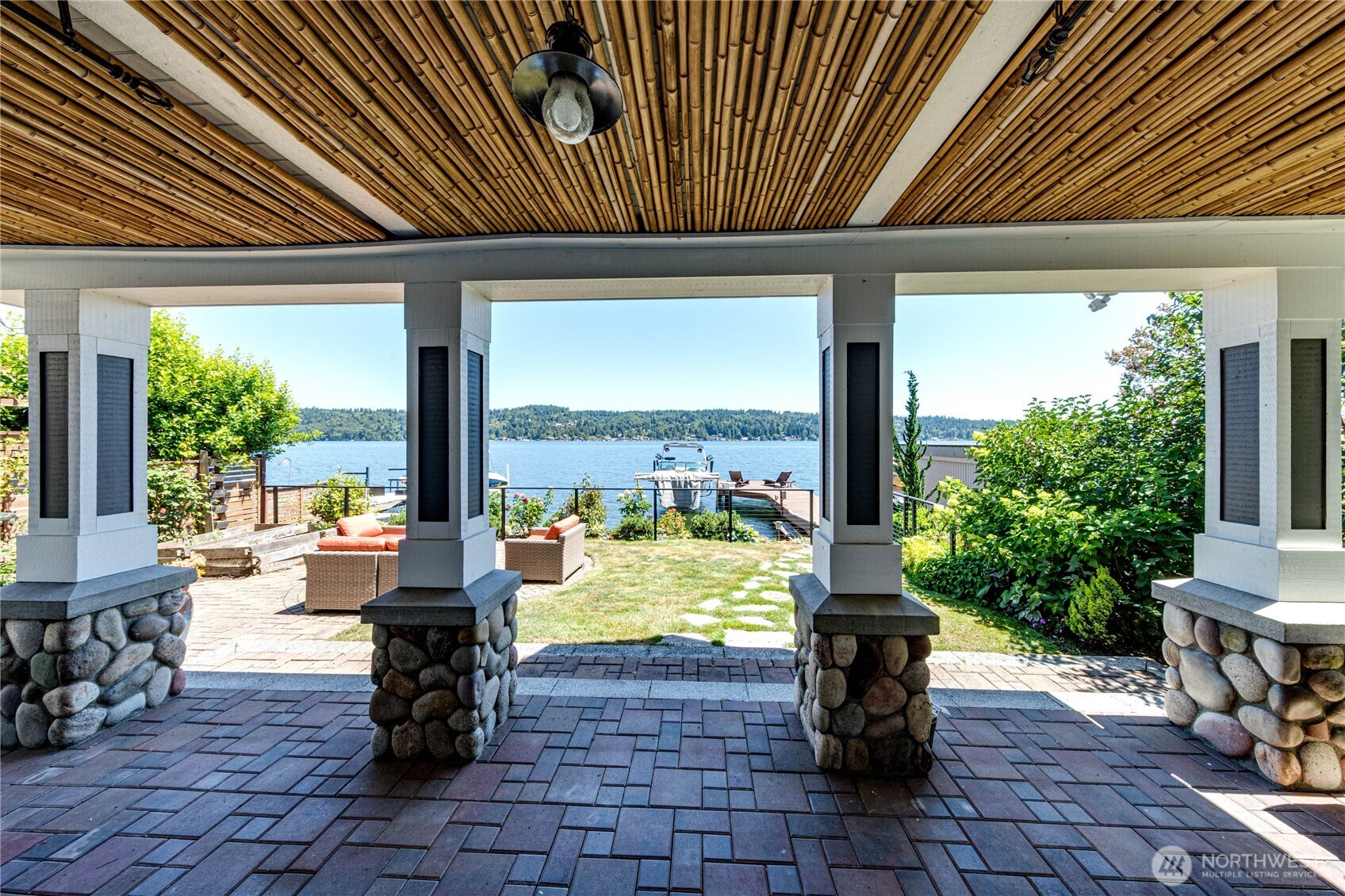 11754 Riviera Place NE