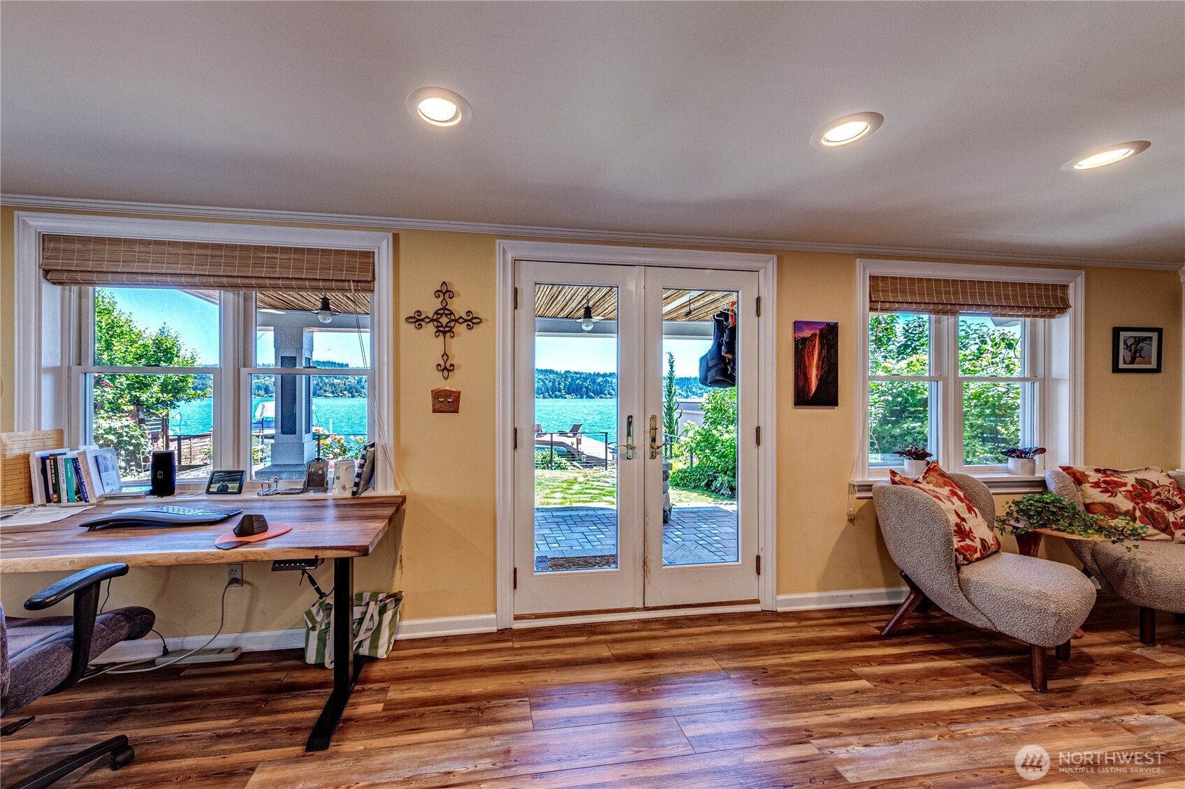 11754 Riviera Place NE