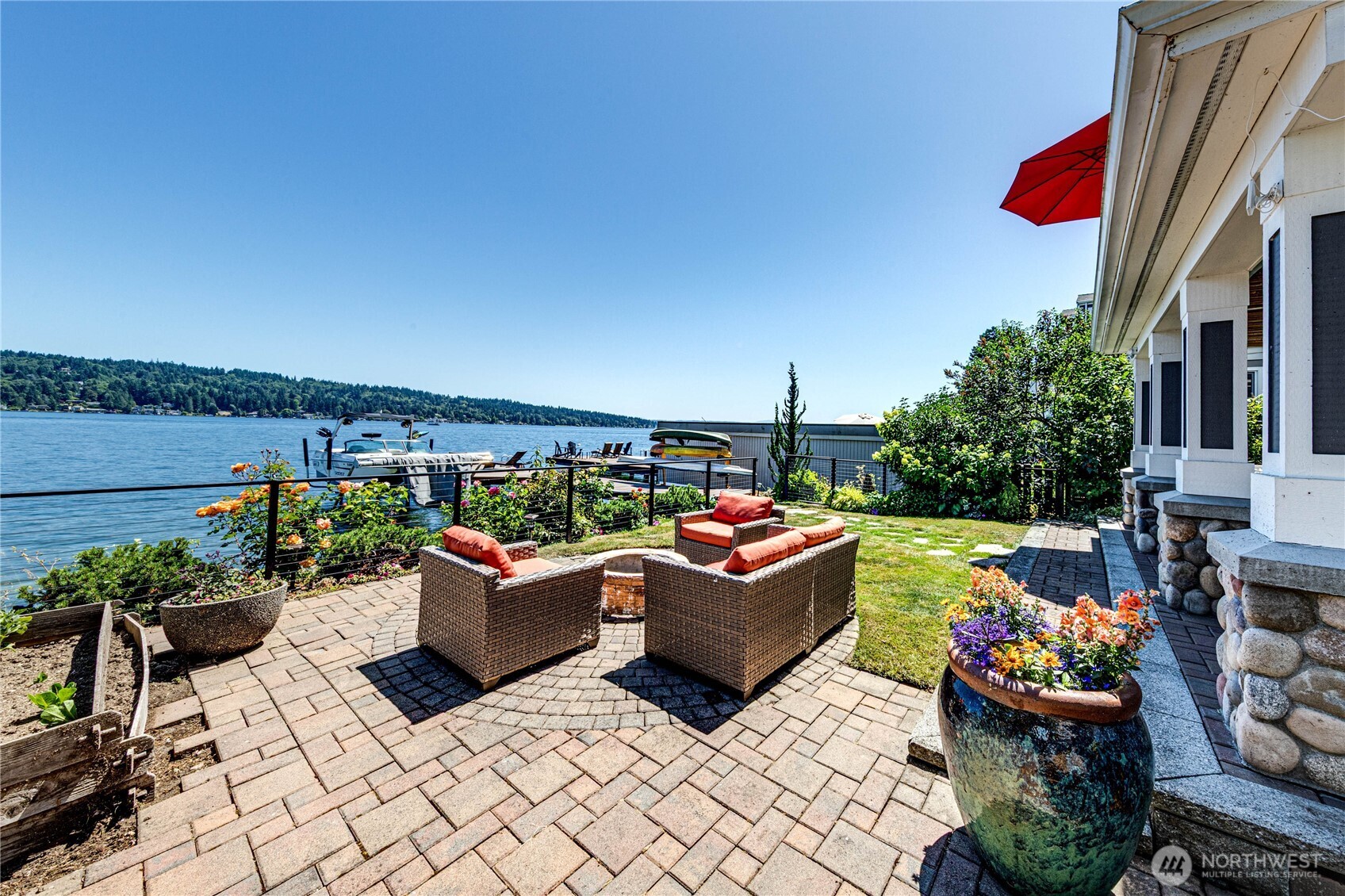 11754 Riviera Place NE