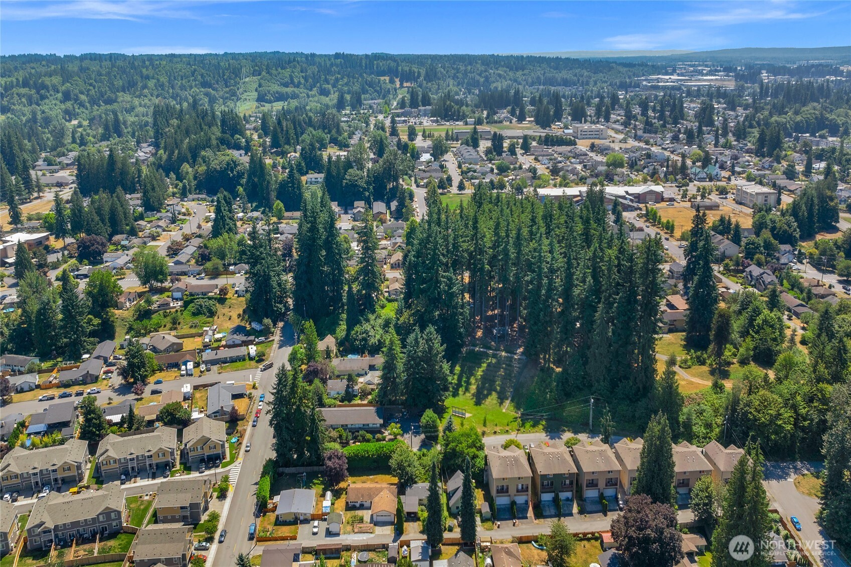 533 E Division Street