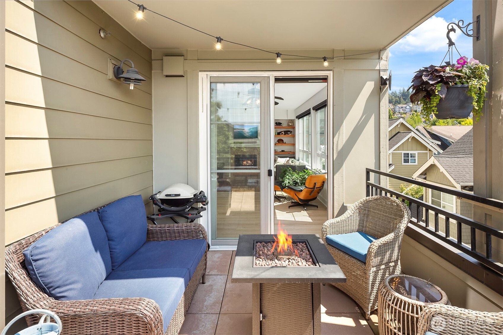 1840 25th Avenue NE Unit: 201