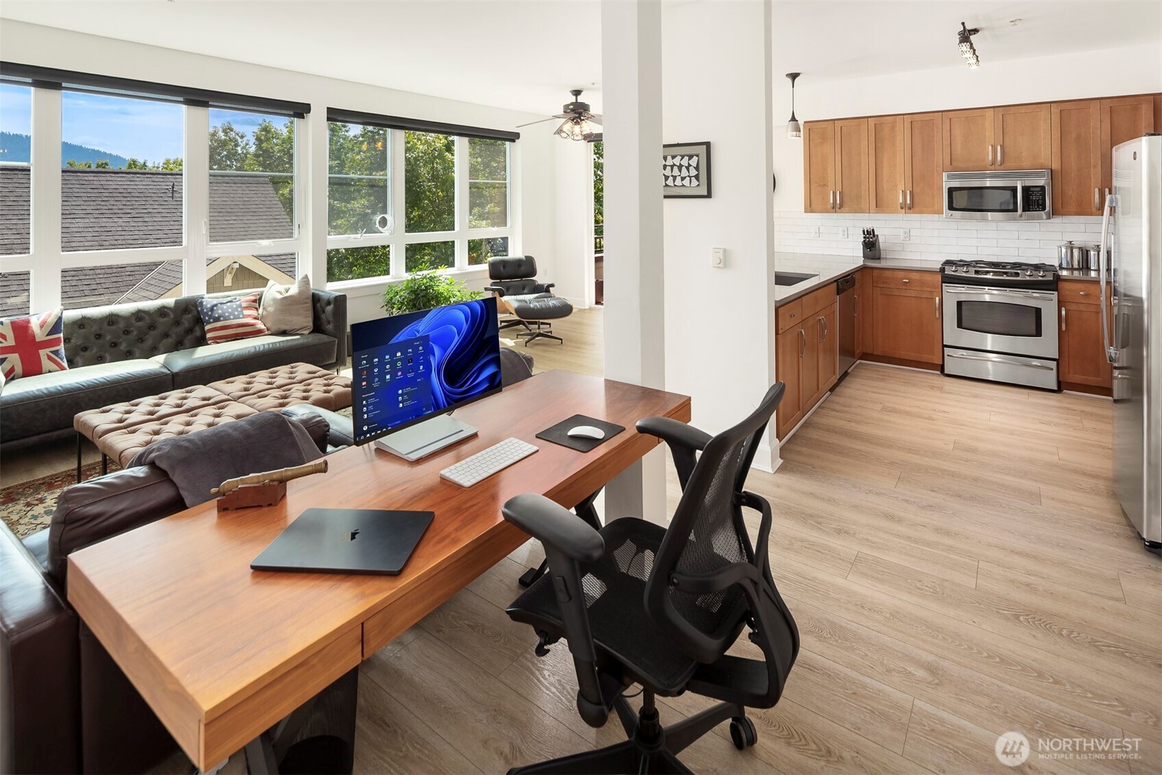 1840 25th Avenue NE Unit: 201