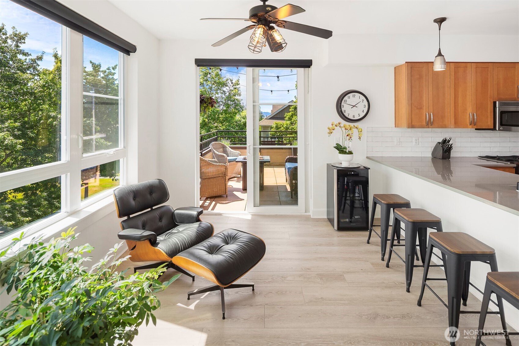 1840 25th Avenue NE Unit: 201