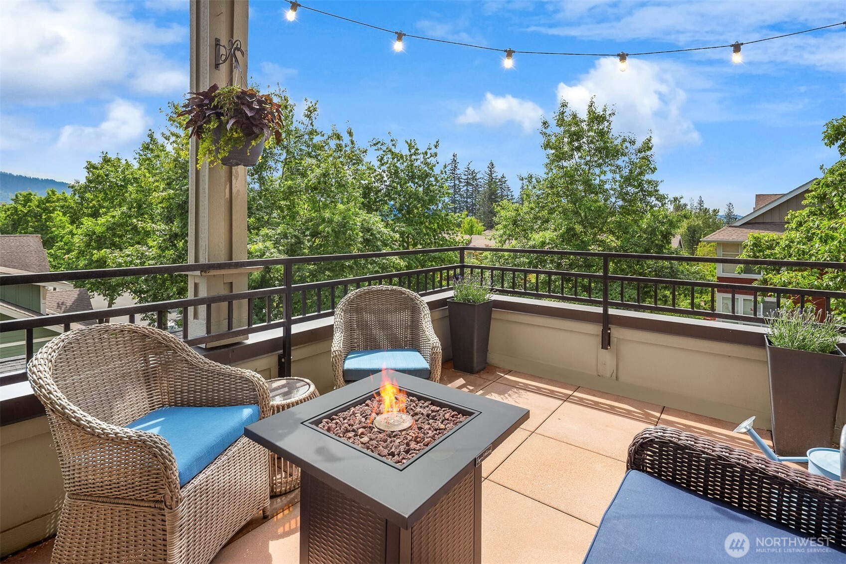 1840 25th Avenue NE Unit: 201