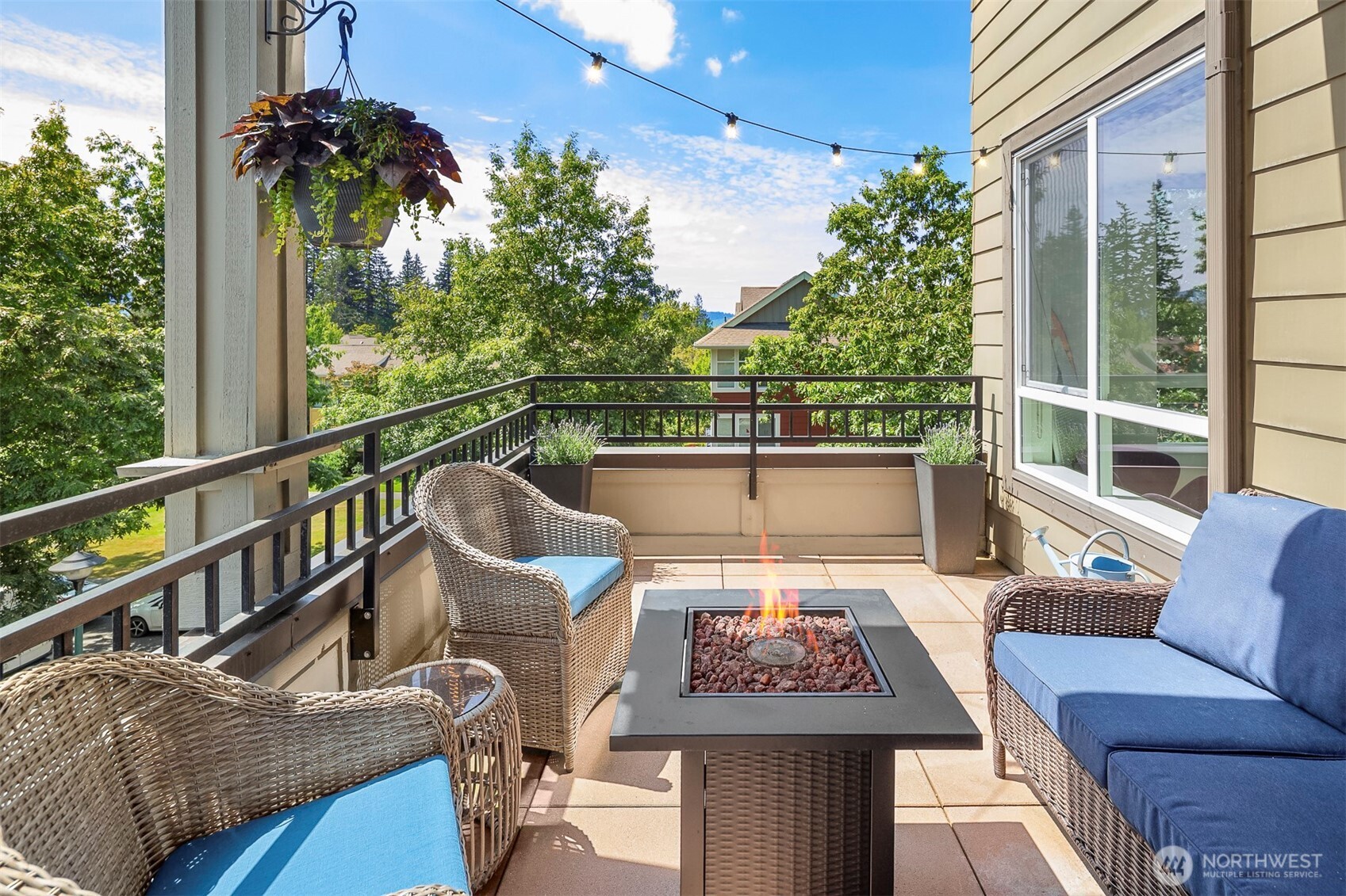 1840 25th Avenue NE Unit: 201