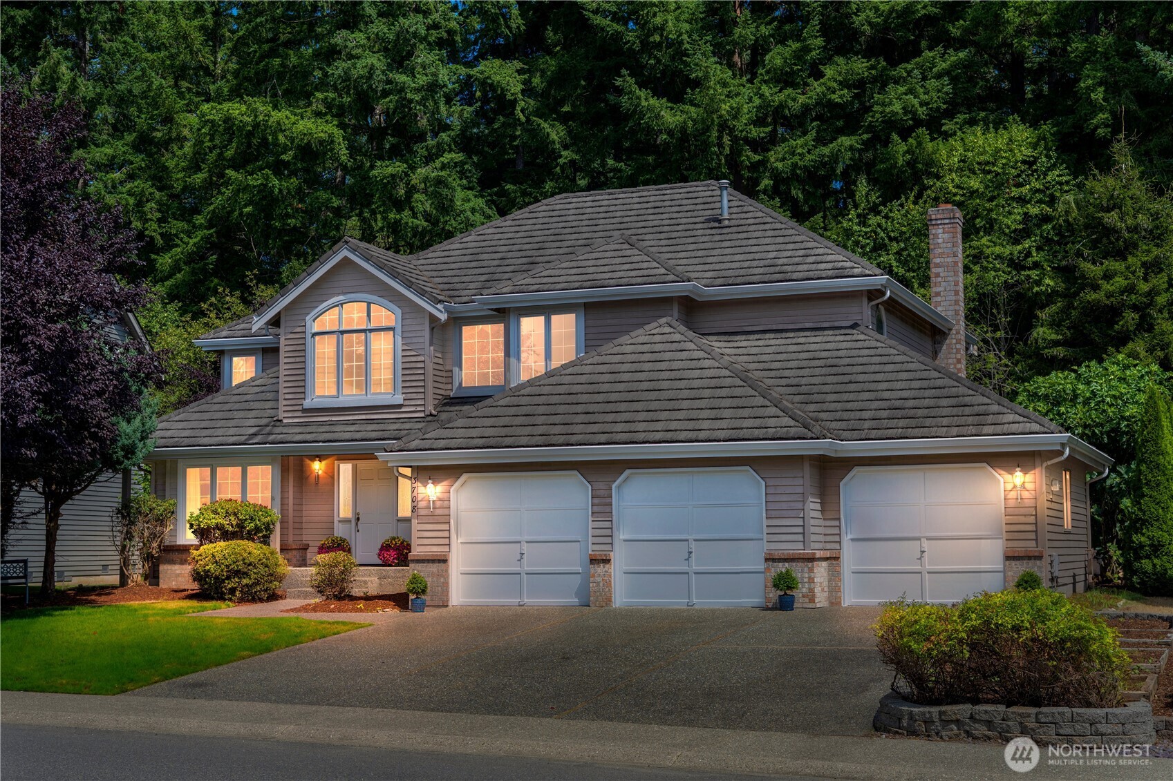 3708 260th Avenue SE