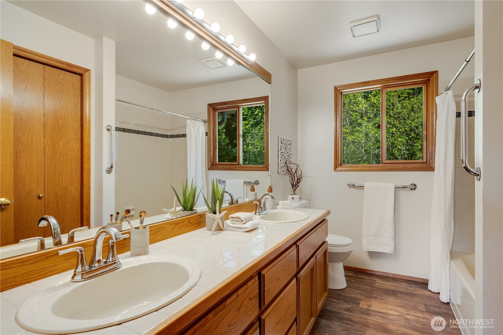 3708 260th Avenue SE