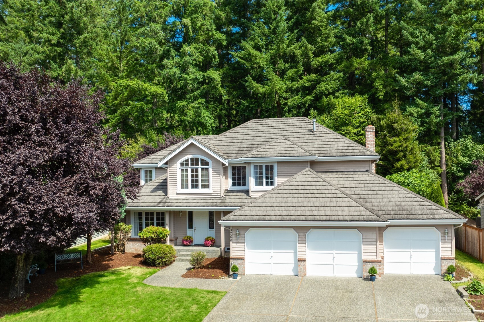 3708 260th Avenue SE