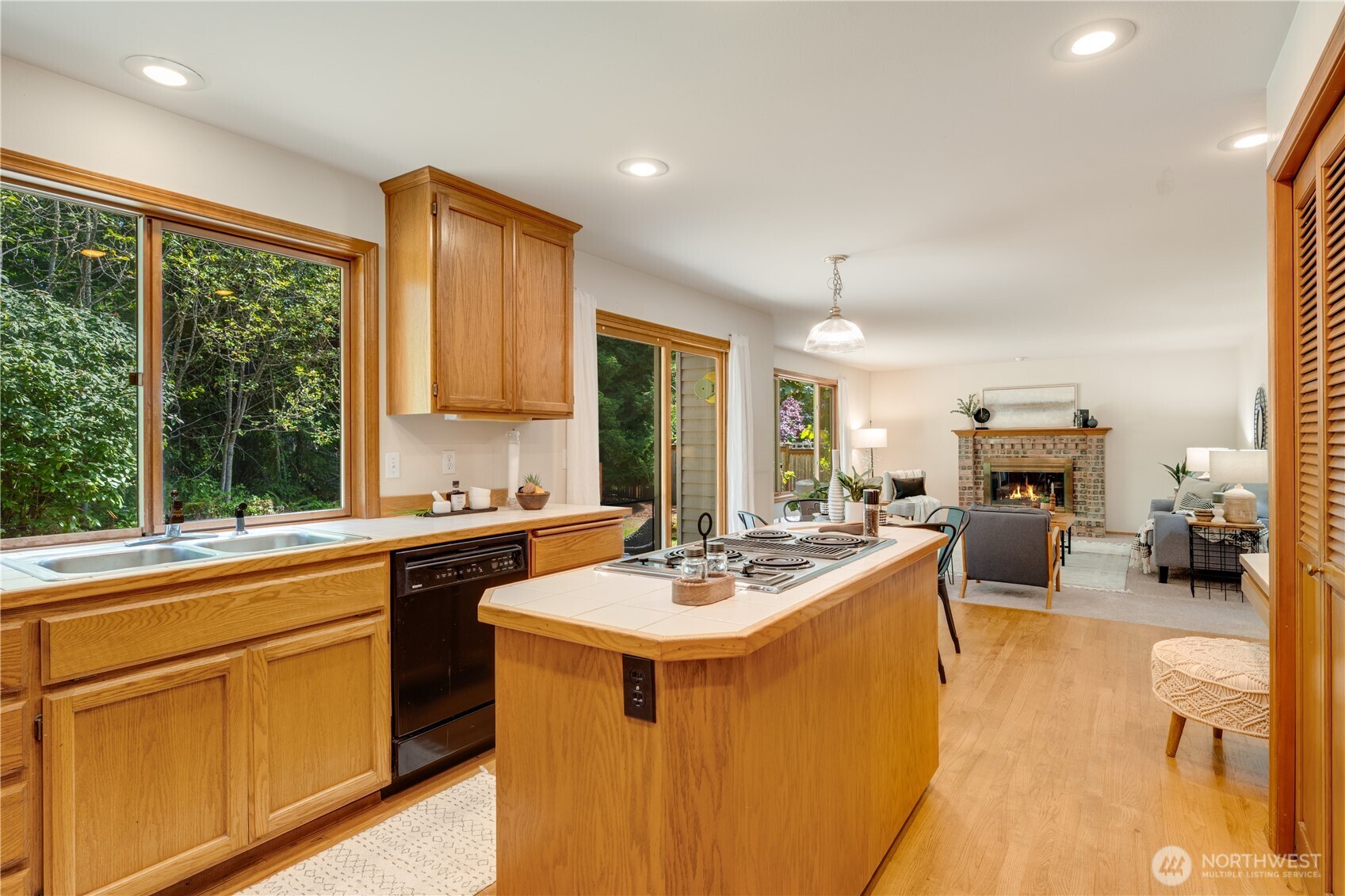 3708 260th Avenue SE