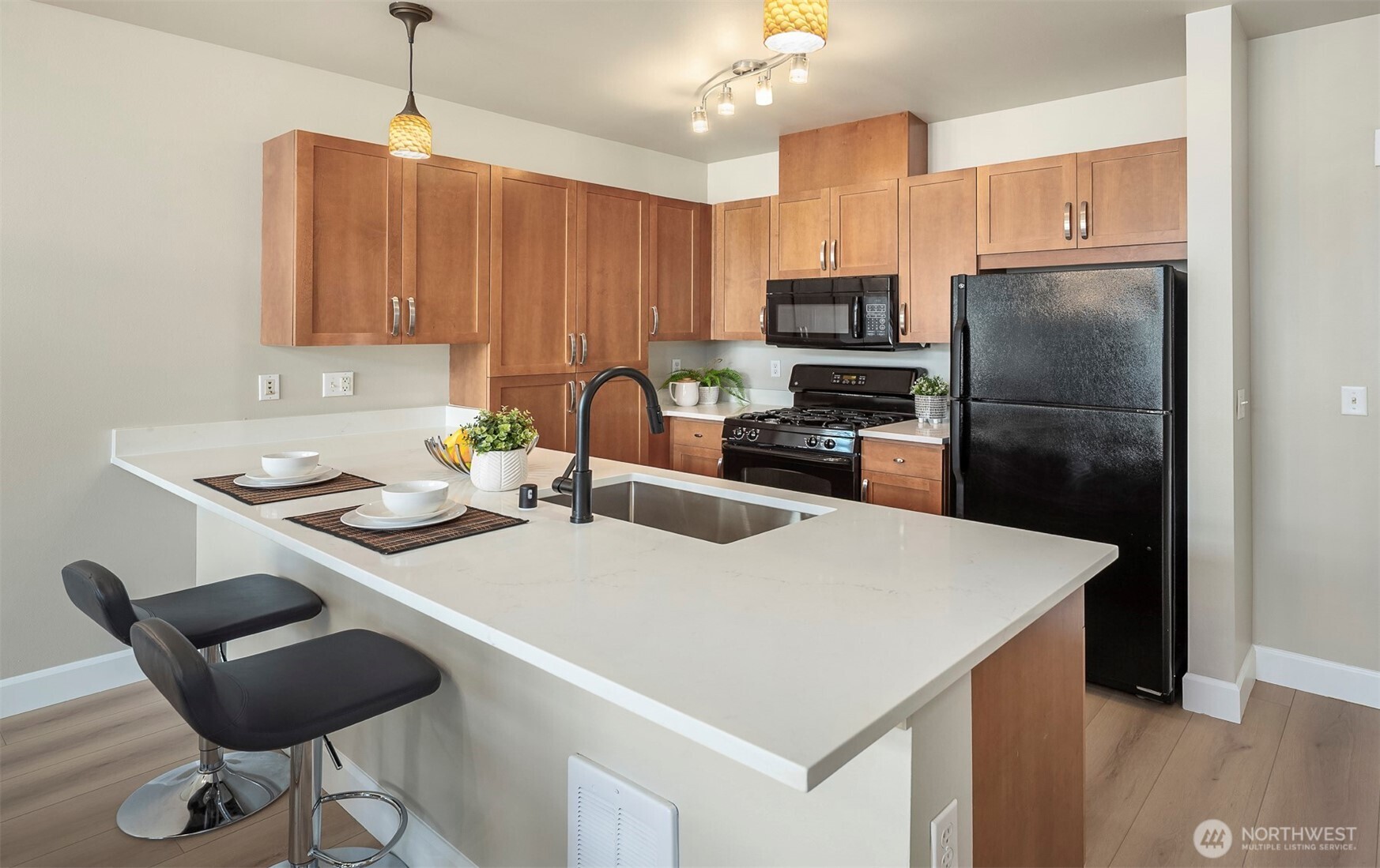 1840 25th Avenue NE Unit: 412