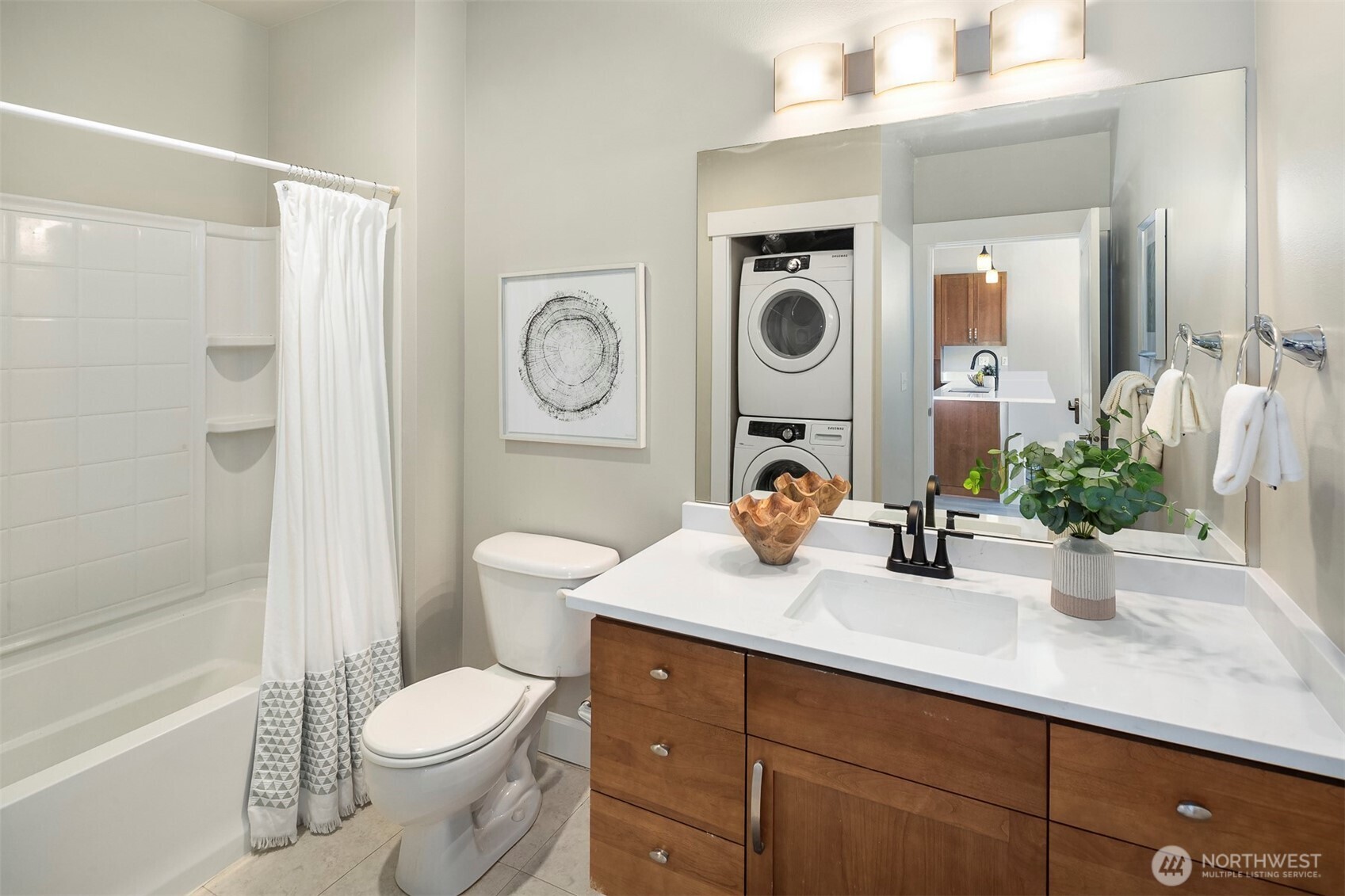 1840 25th Avenue NE Unit: 412