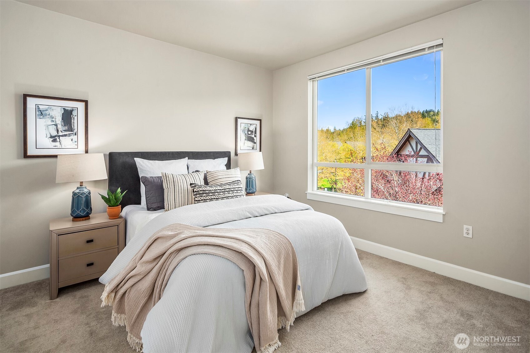 1840 25th Avenue NE Unit: 412