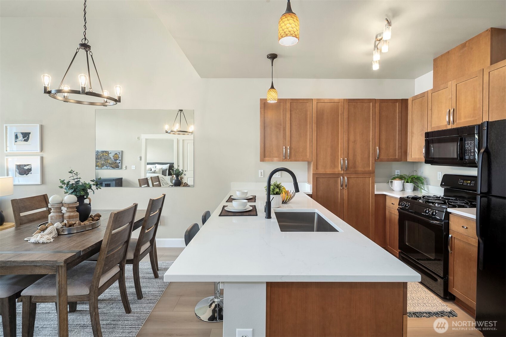 1840 25th Avenue NE Unit: 412