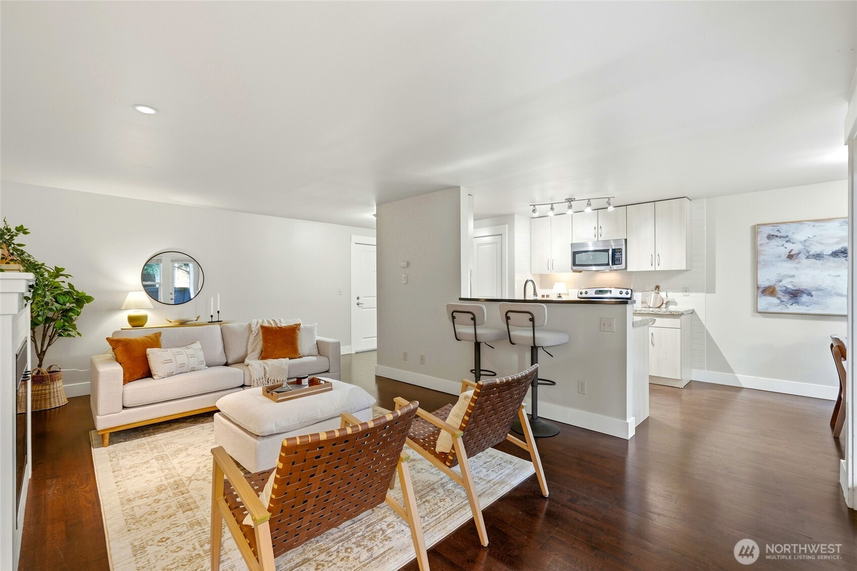 22910 90th Avenue W Unit: D105