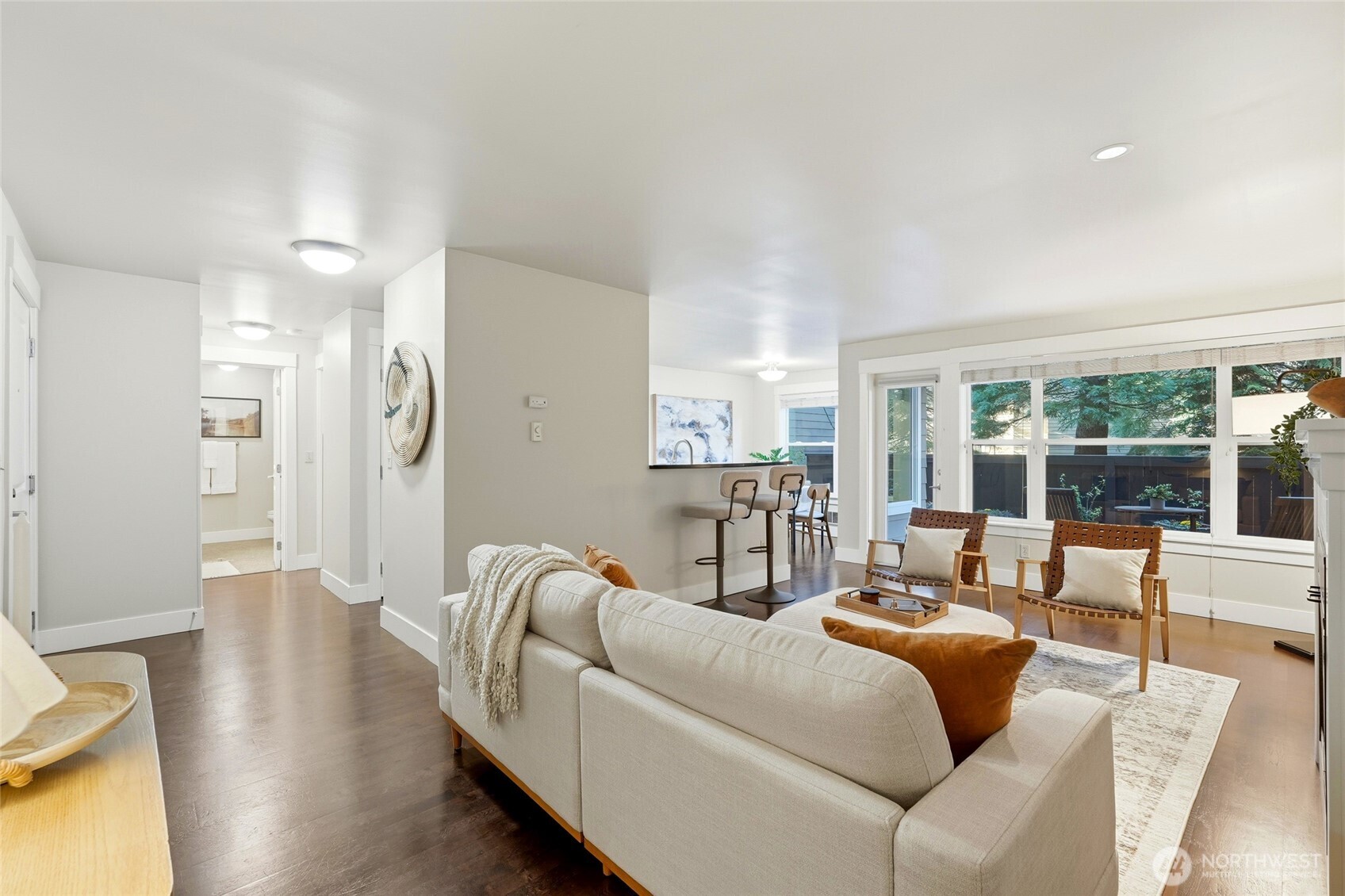 22910 90th Avenue W Unit: D105