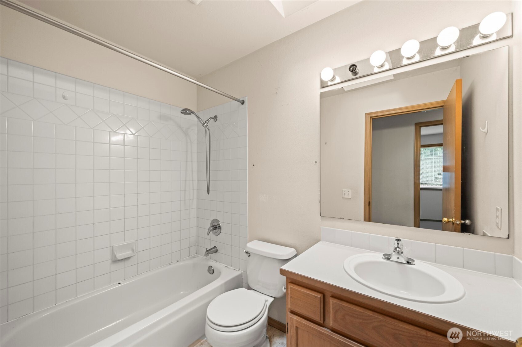 2620 NE 136th Street