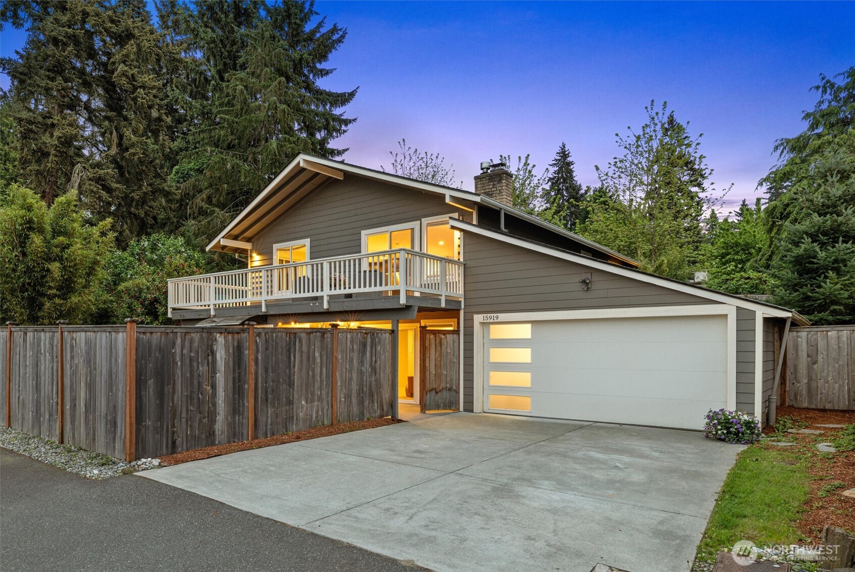 15919 NE 84th Avenue NE