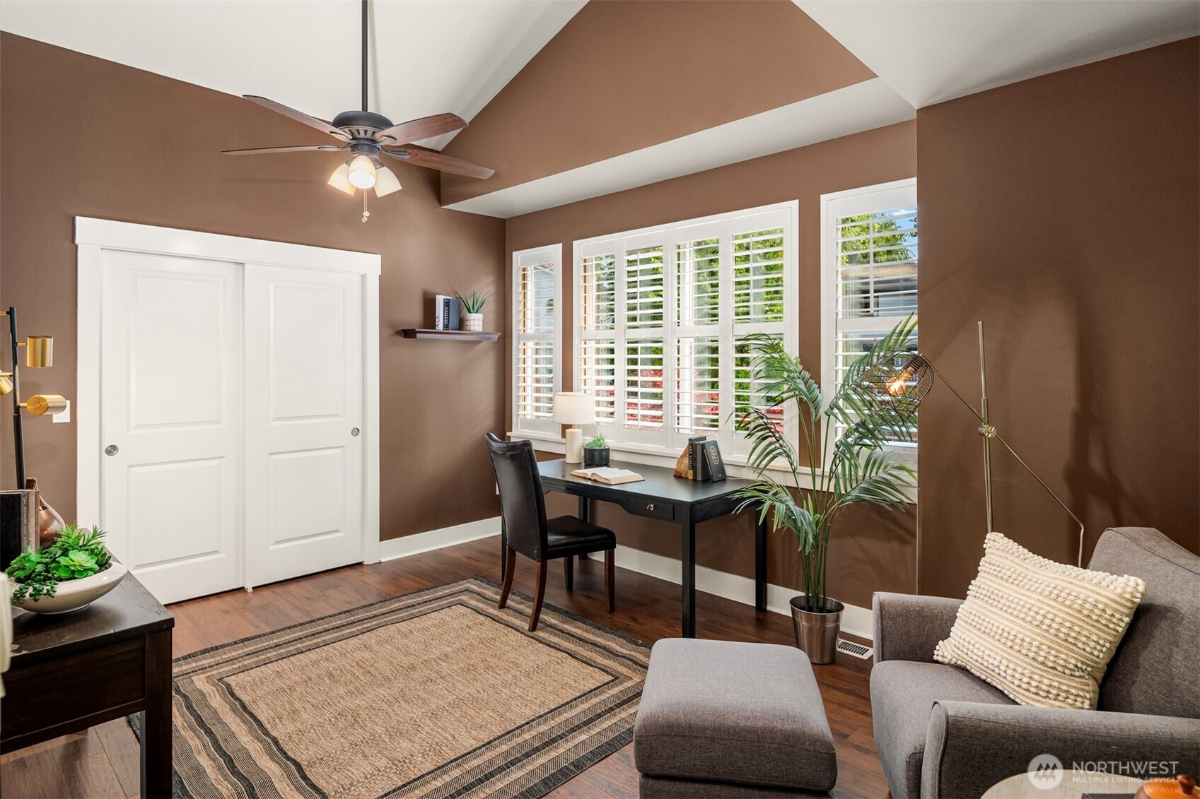 900 228th Avenue NE Unit: 15C