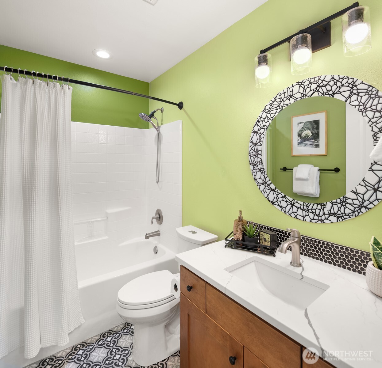 900 228th Avenue NE Unit: 15C