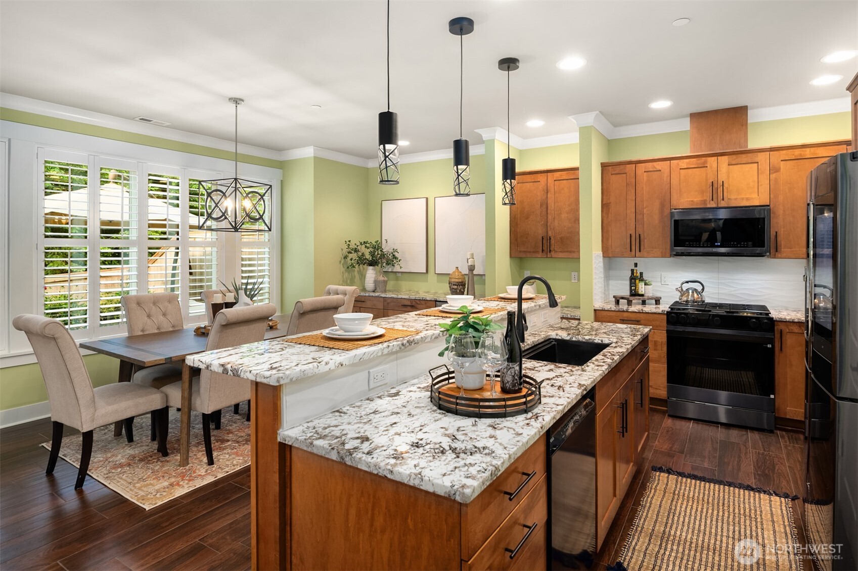 900 228th Avenue NE Unit: 15C