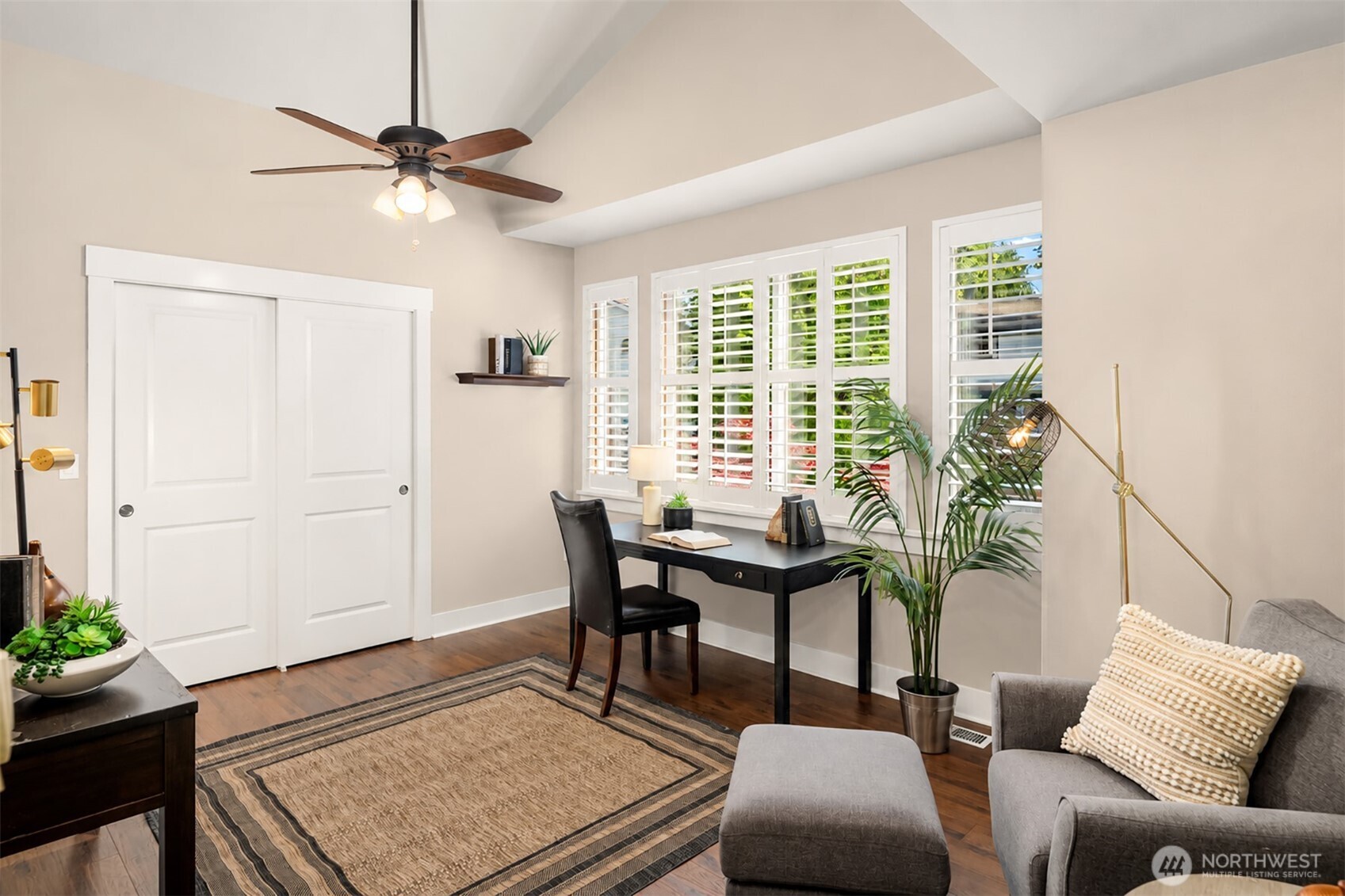 900 228th Avenue NE Unit: 15C
