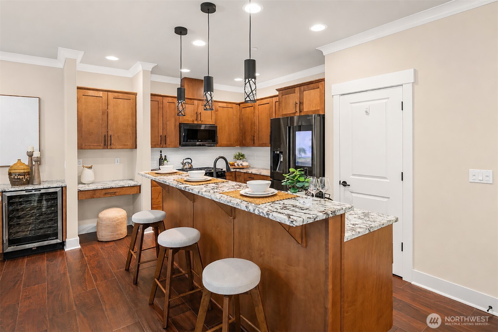 900 228th Avenue NE Unit: 15C